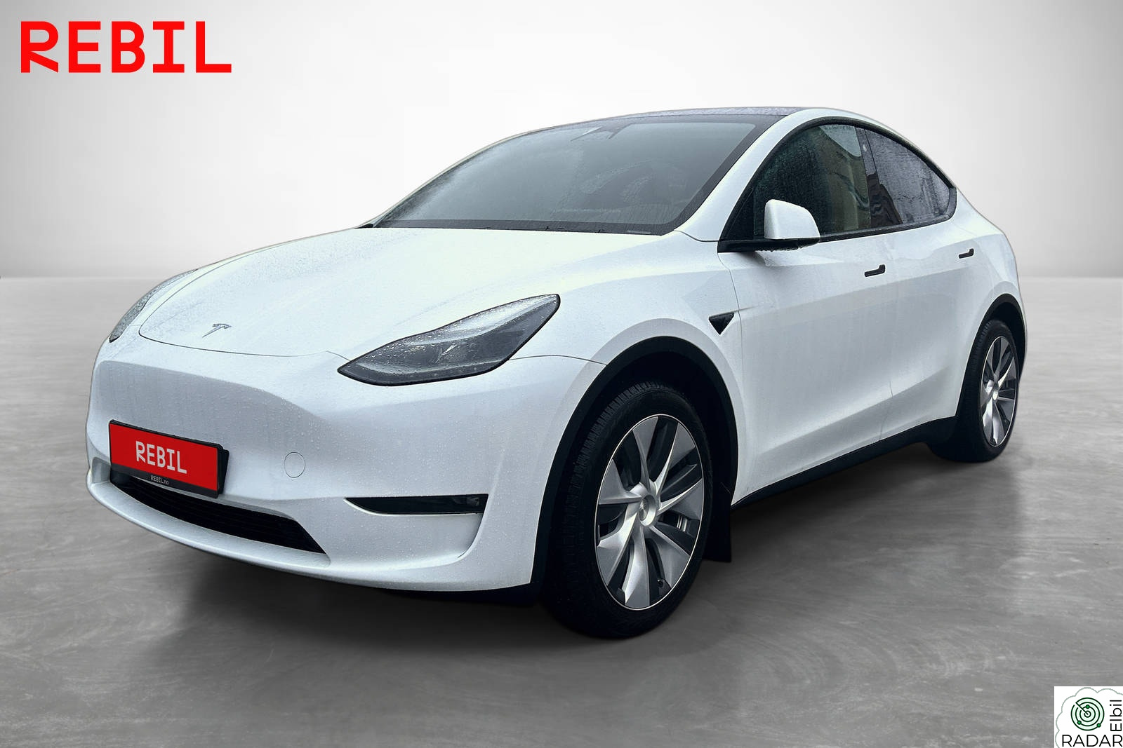 TESLA Model Y Long Range/Krok/Autopilot/Ryzen/Pano/V.pumpe/R.kam