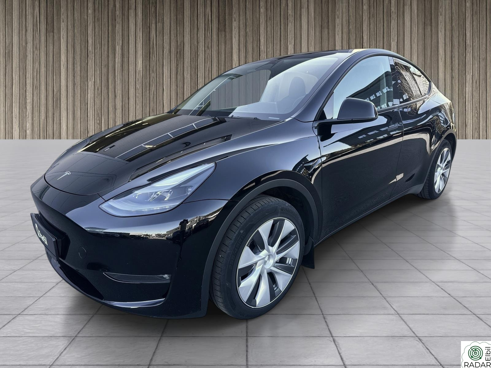 TESLA Model Y LONG RANGE AWD 520HK - 533KM - 2024 - INNBYTTE!