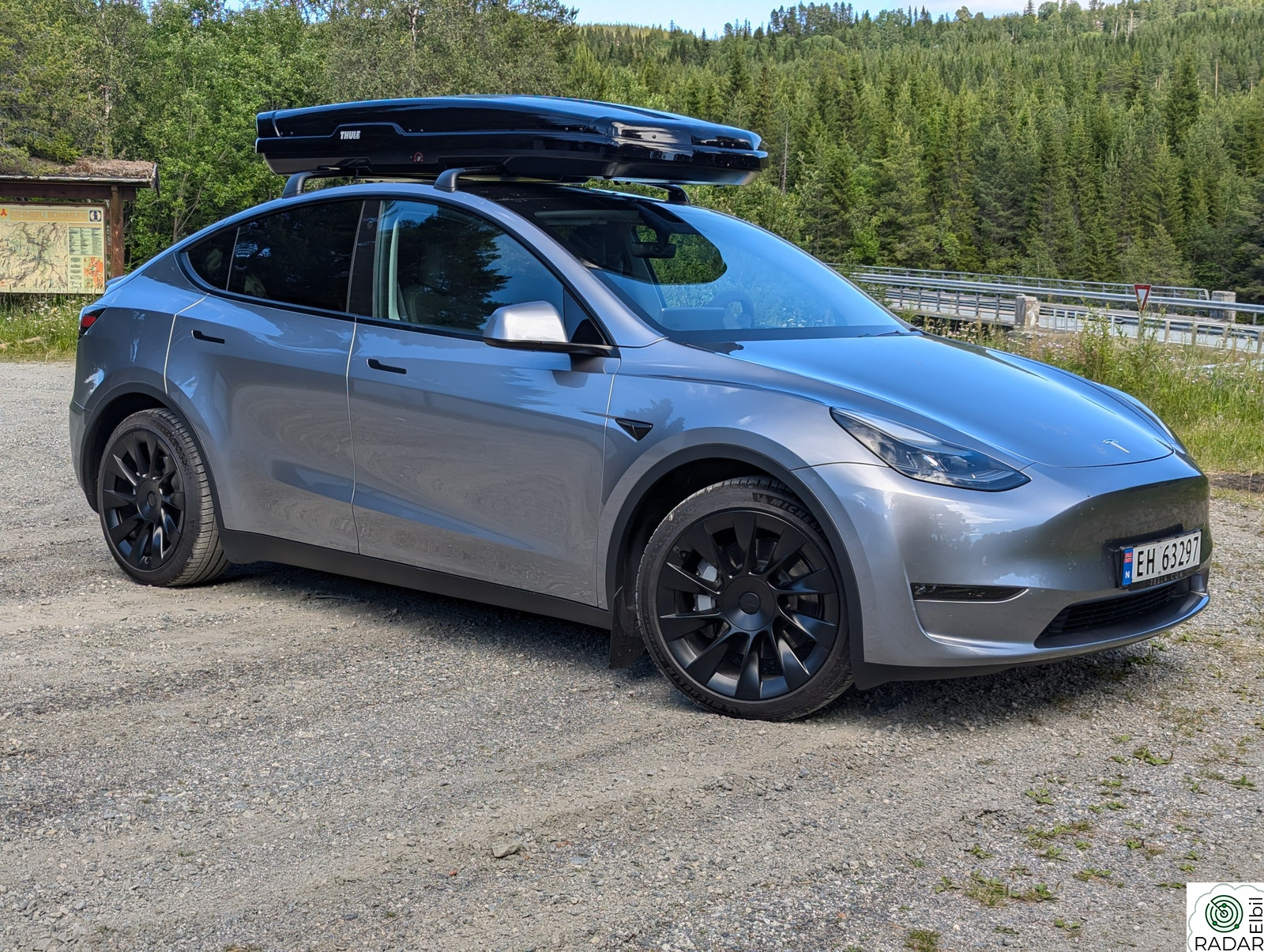 TESLA Model Y Long Range AWD