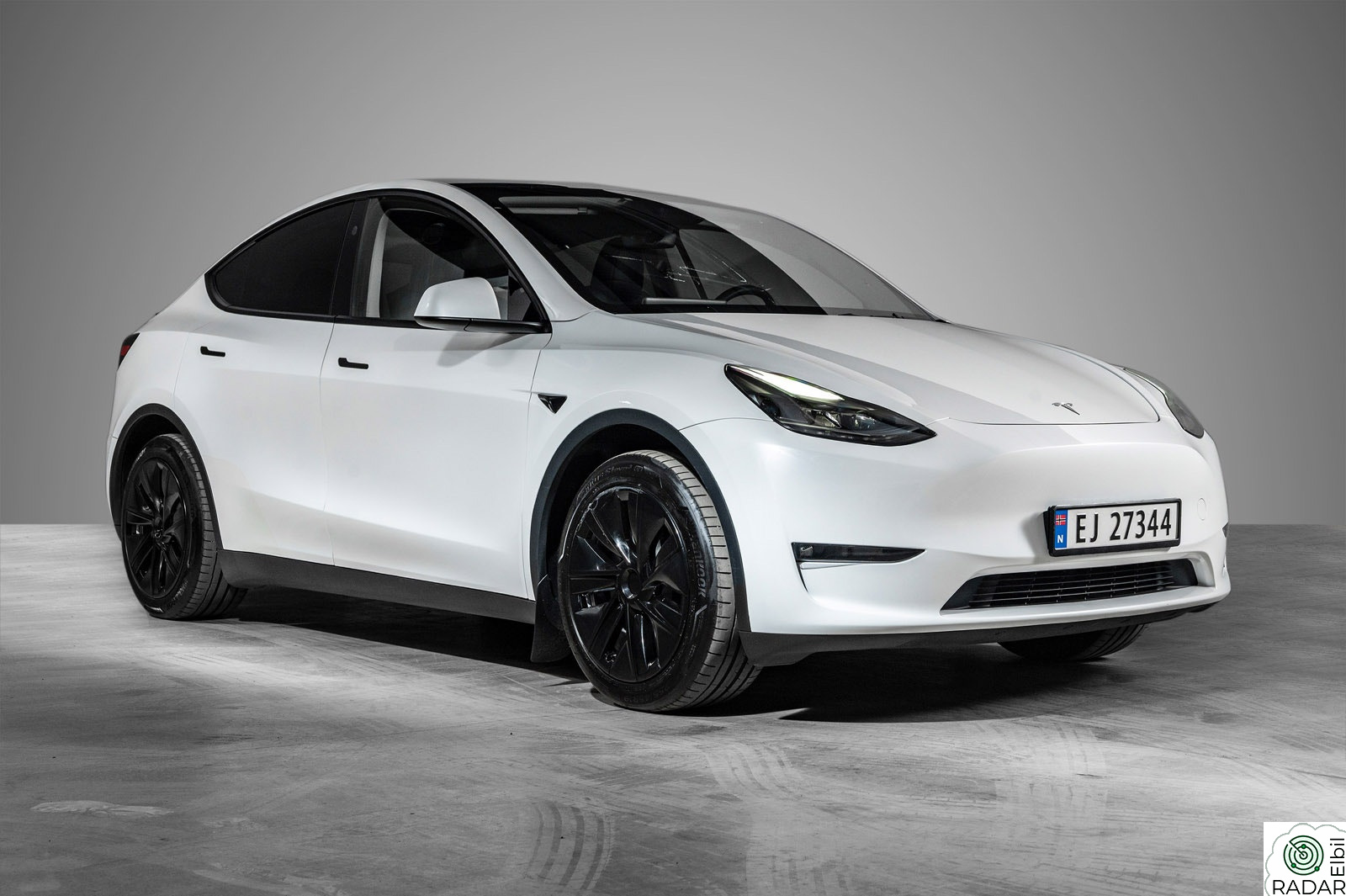 TESLA Model Y Long Range AWD / Berlin / 1 eier / Ryzen / H.feste +++