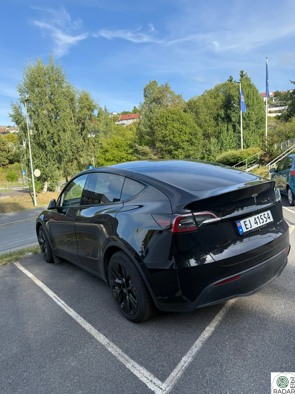 TESLA Model Y Long Range AWD