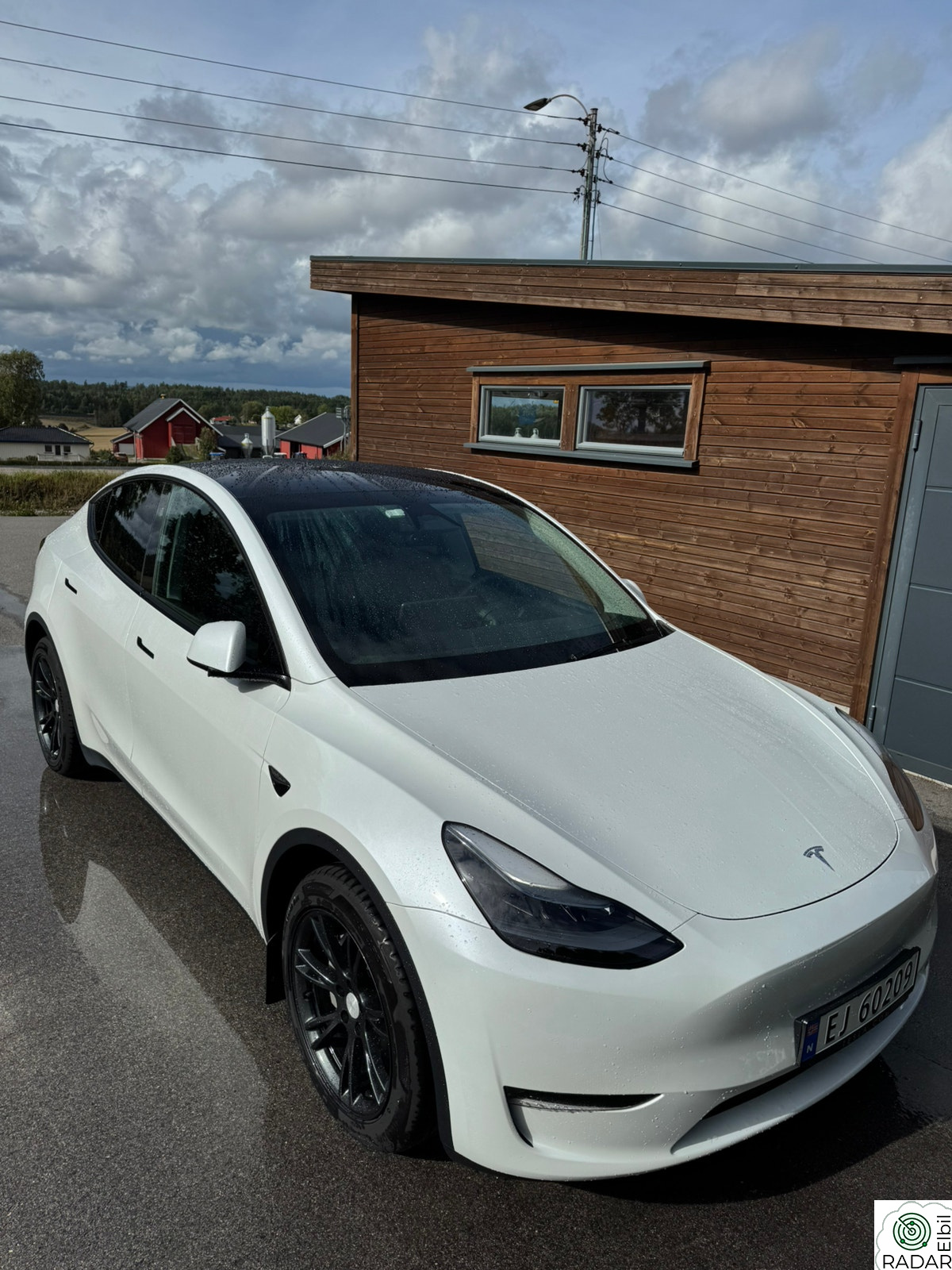 TESLA Model Y Long Range AWD