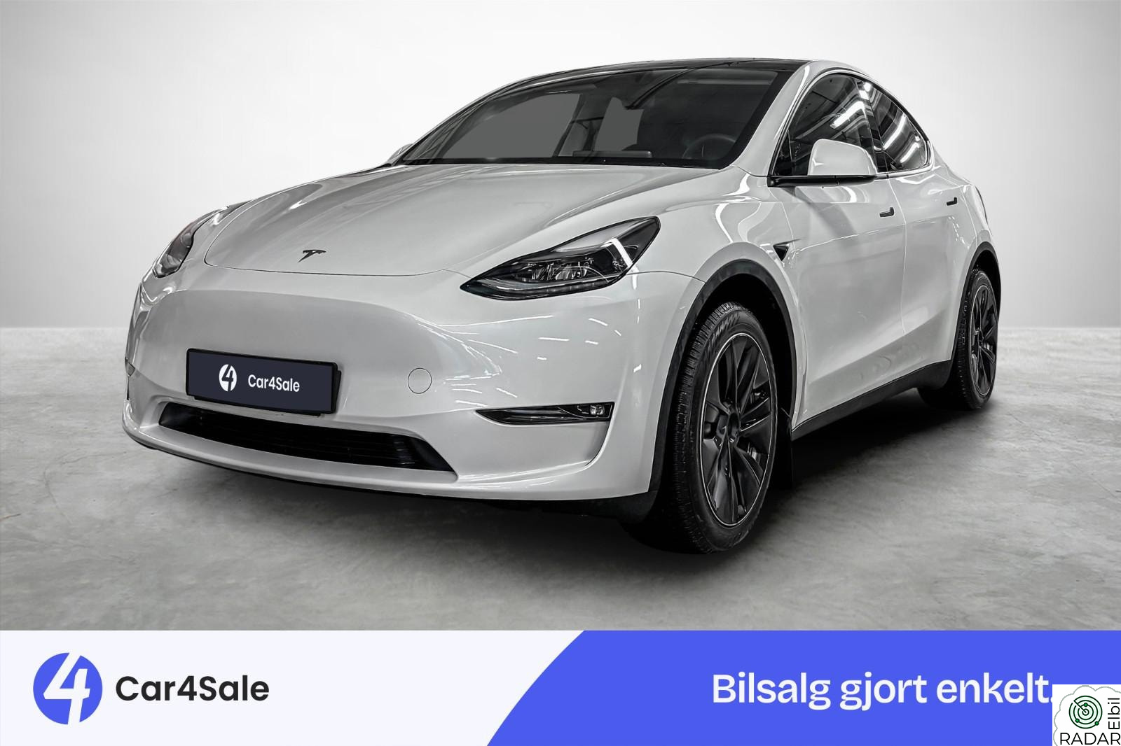 TESLA Model Y Long Range AWD 533km / 1-Eier / H.Feste / AP / Premium