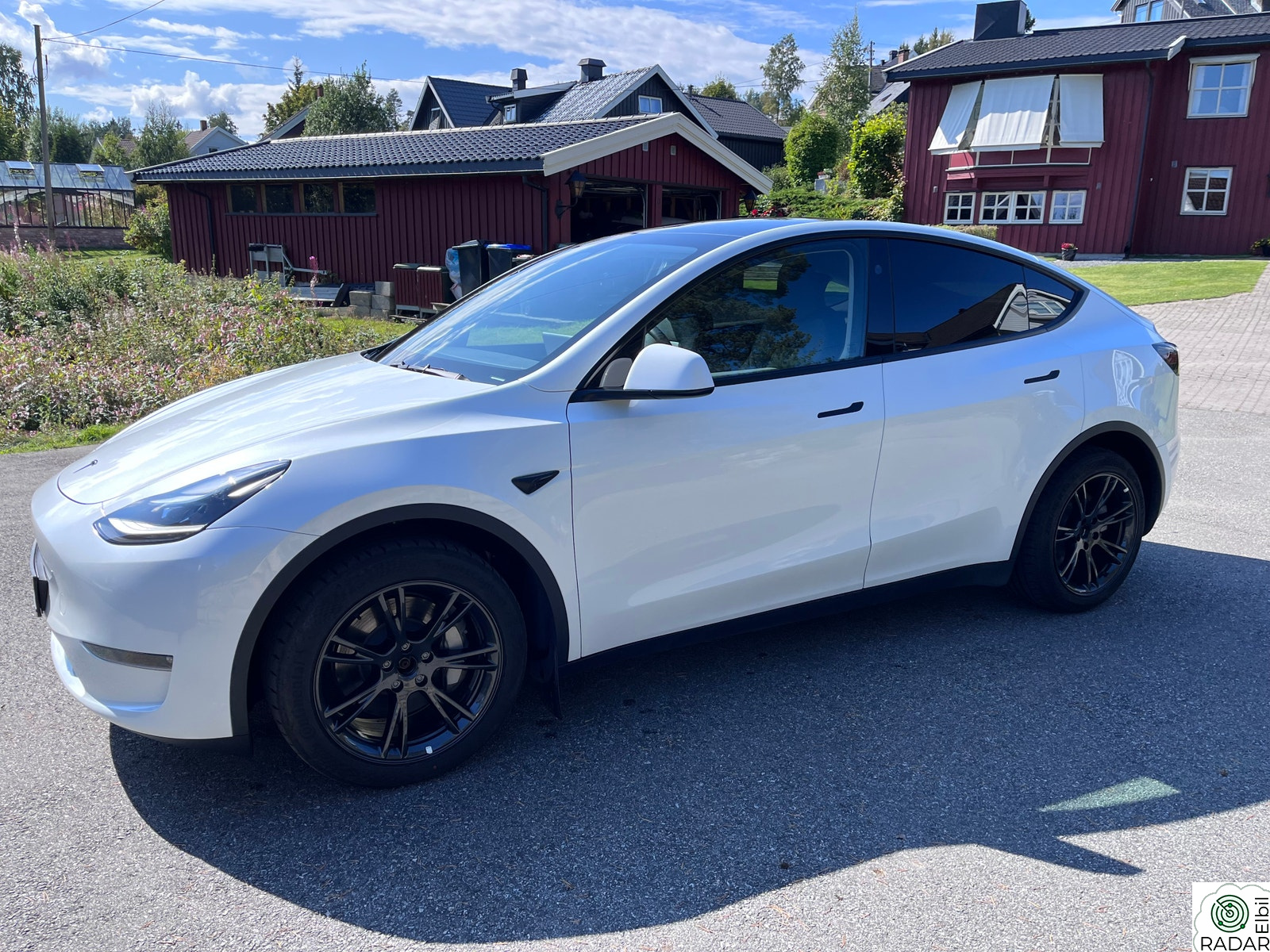 TESLA Model Y Long Range AWD