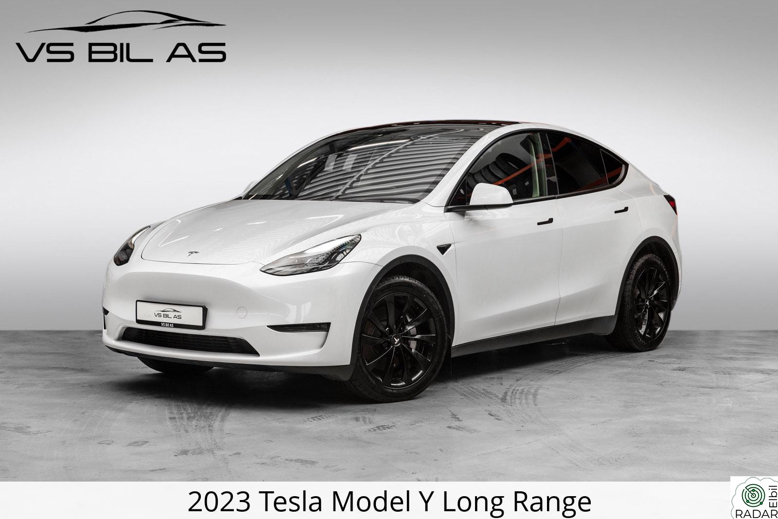 TESLA Model Y Long Range AWD/533km/AP/Skinn/Pano/V.ratt/Krok/EU28++