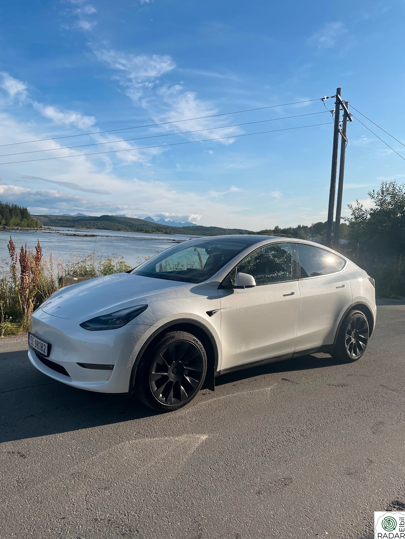 TESLA Model Y Long Range AWD