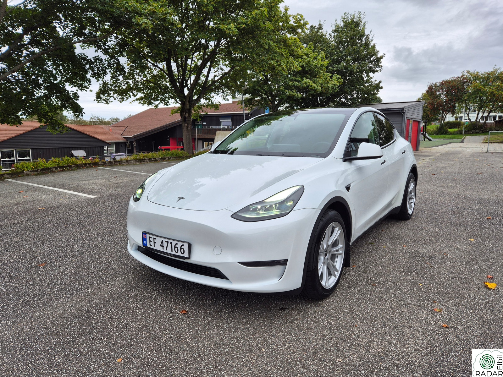 TESLA Model Y Long Range AWD