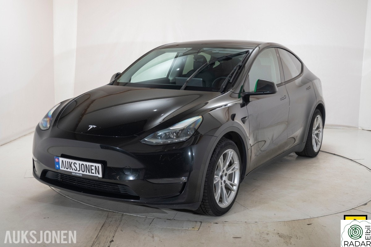 TESLA Model Y LR 462 HK AWD ACC AUTOPILOT PANO LED FJERNLYSASSISTENT