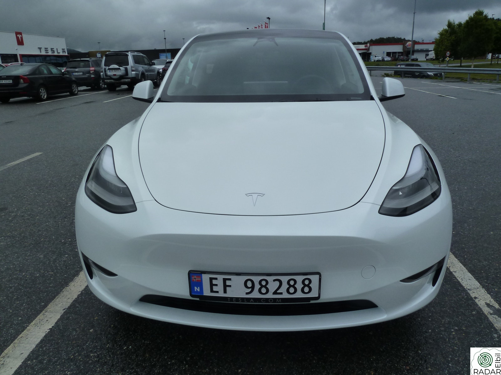 TESLA Model Y Long Range AWD, lav kilometerstand!