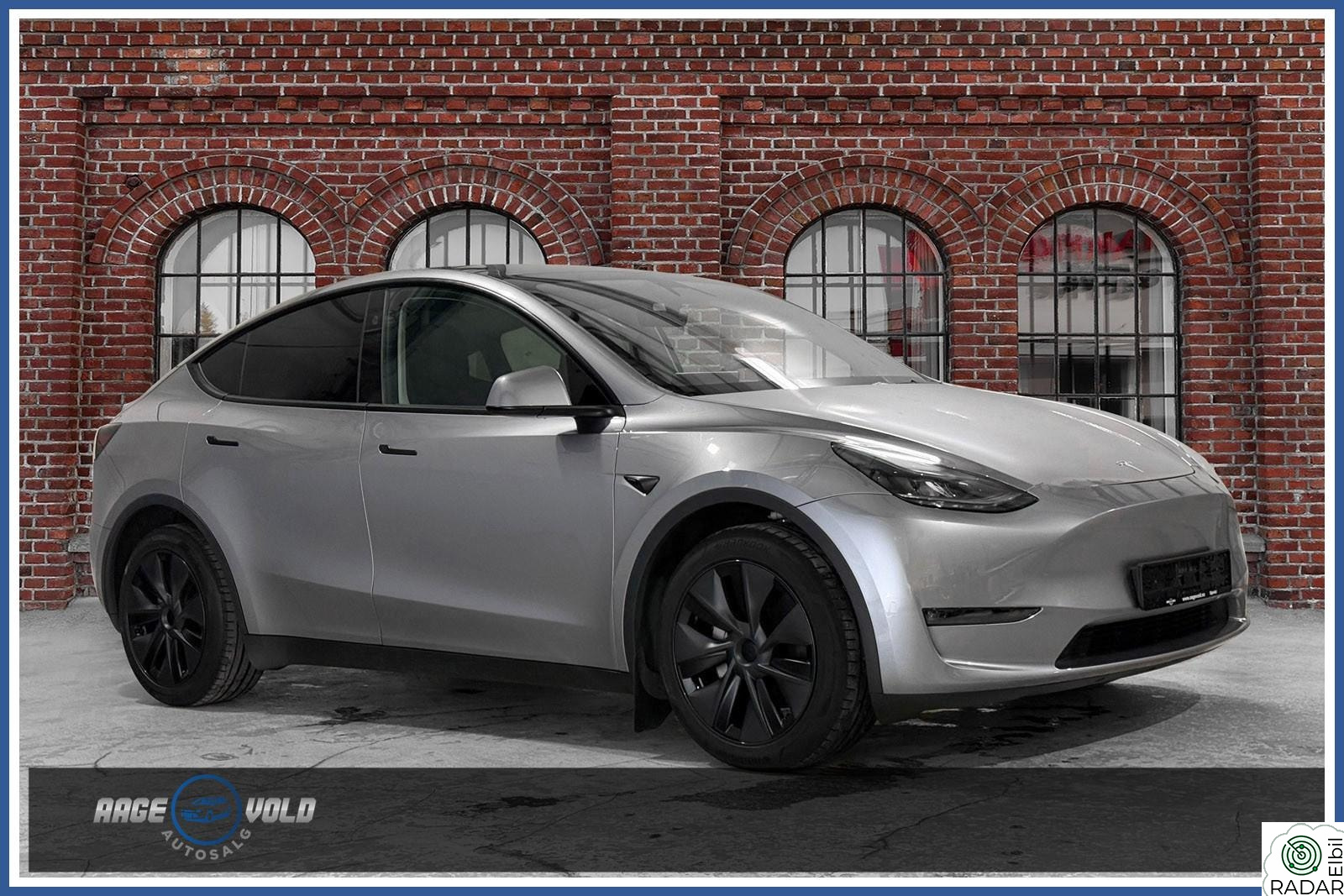 TESLA Model Y LongRange - AWD - Autopilot - Hengerfeste - 533 km -