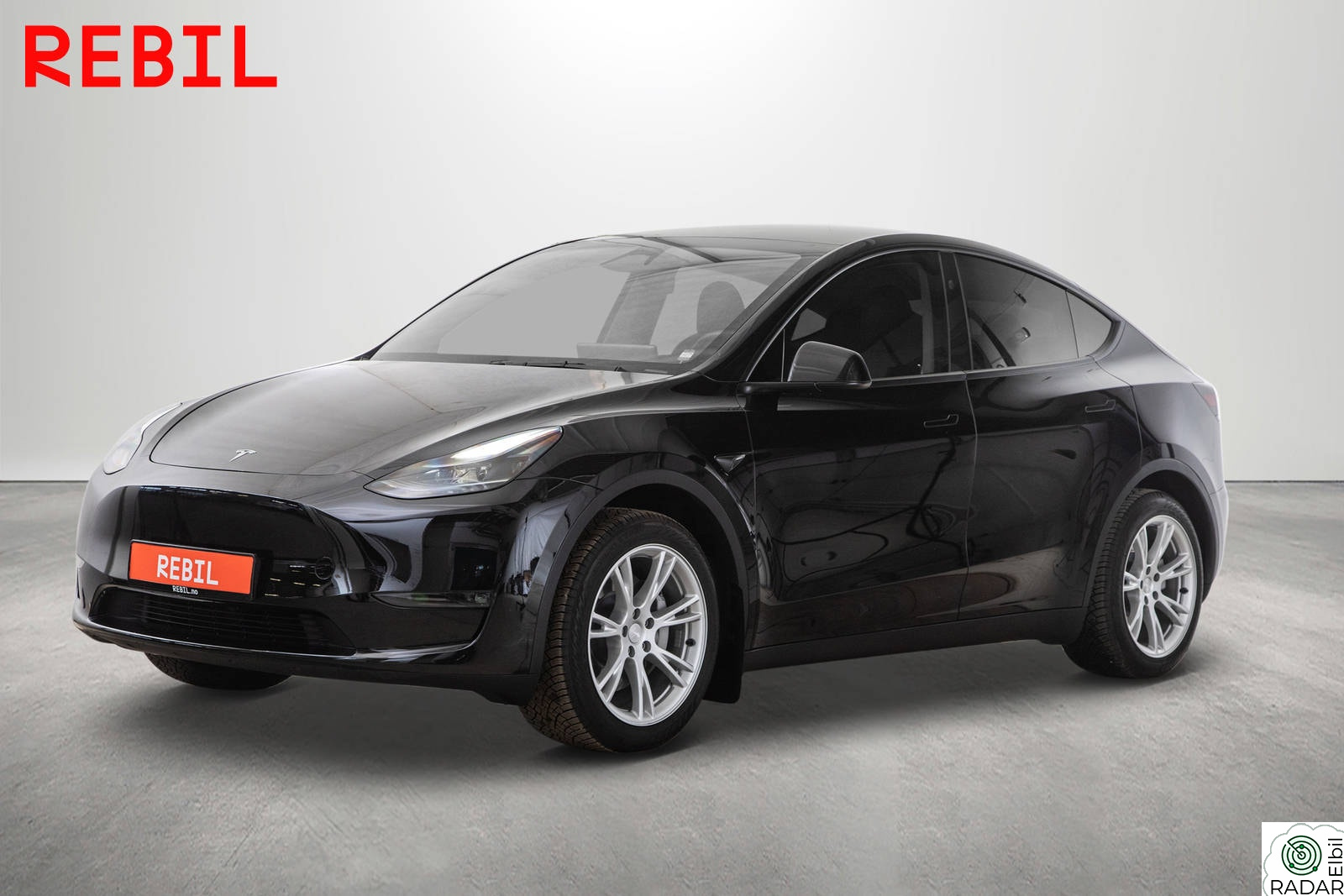 TESLA Model Y 533km(WLTP)/LR/AWD/Krok/Ryzen/R.kam/Pano/AP/V.pumpe