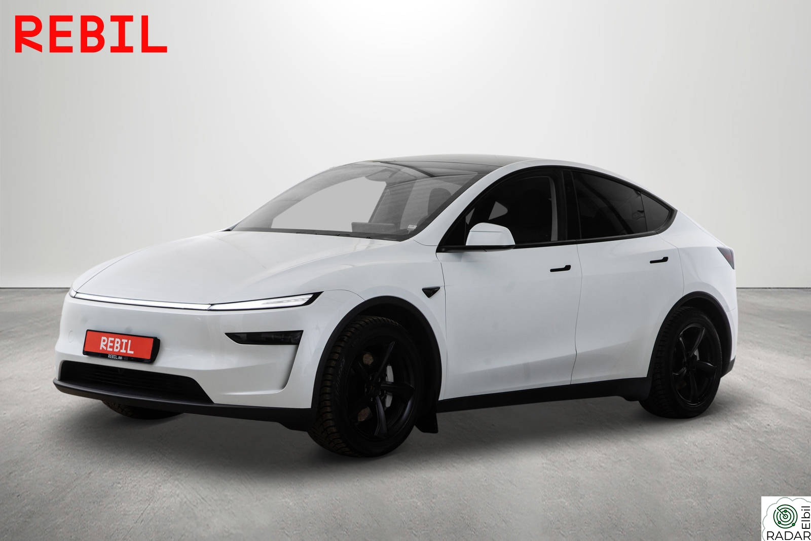 TESLA Model Y 586km(WLTP)/Juniper/AWD/Krok/MCU3/R.kam/Pano/AP/V.pumpe