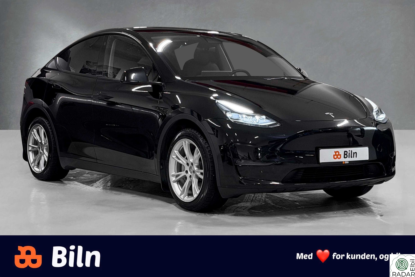 TESLA Model Y LR AWD 514km /Krok/Autopilot/Skinn/Premium/HIFI/Service