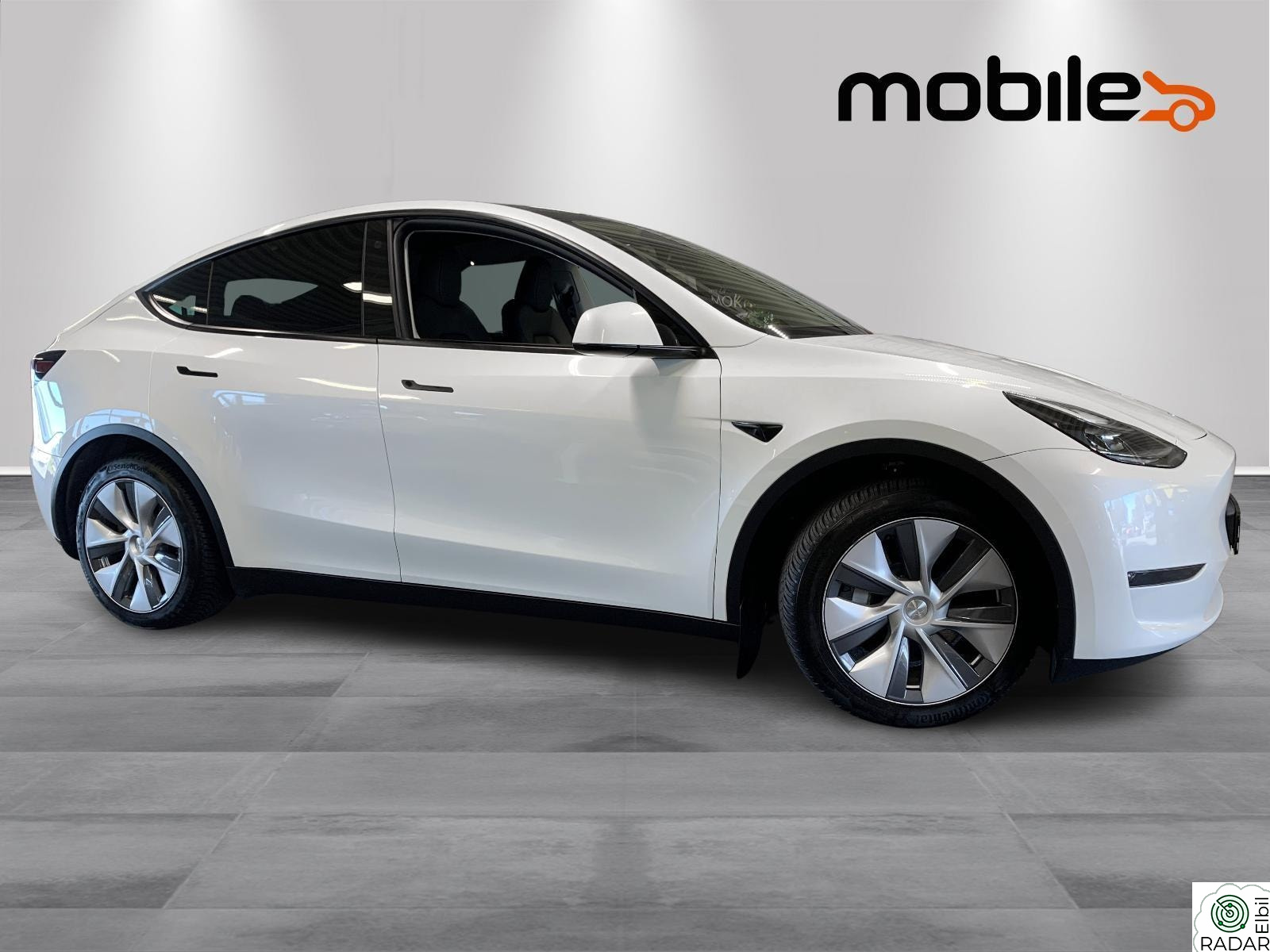 TESLA Model Y Long Range AWD 462 HK-533 km WLTP