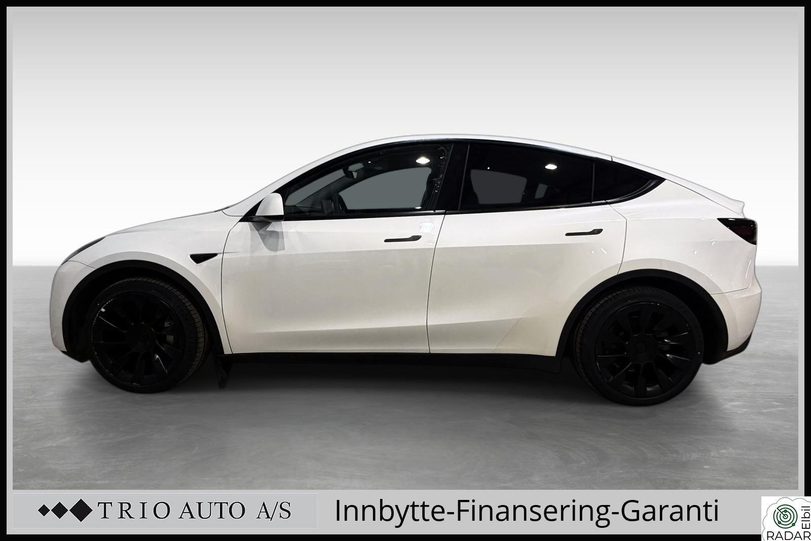 TESLA Model Y 533Km (75kWh) Skinn/Navi/Ryzen/R.kamera/Ap/V.Pumpe/Pano