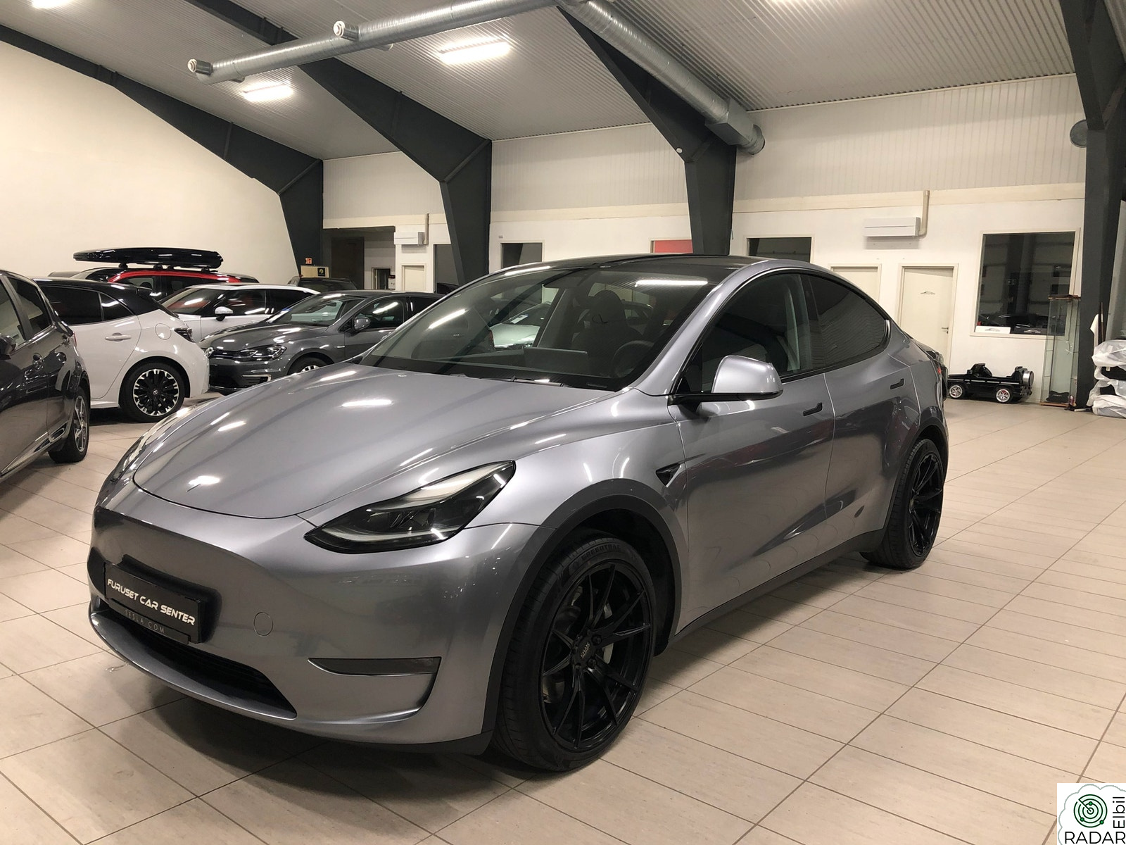 TESLA Model Y LONG RANGE, AWD, KROK,PANO, AP,PREMIUM,NORSK 20"+19"