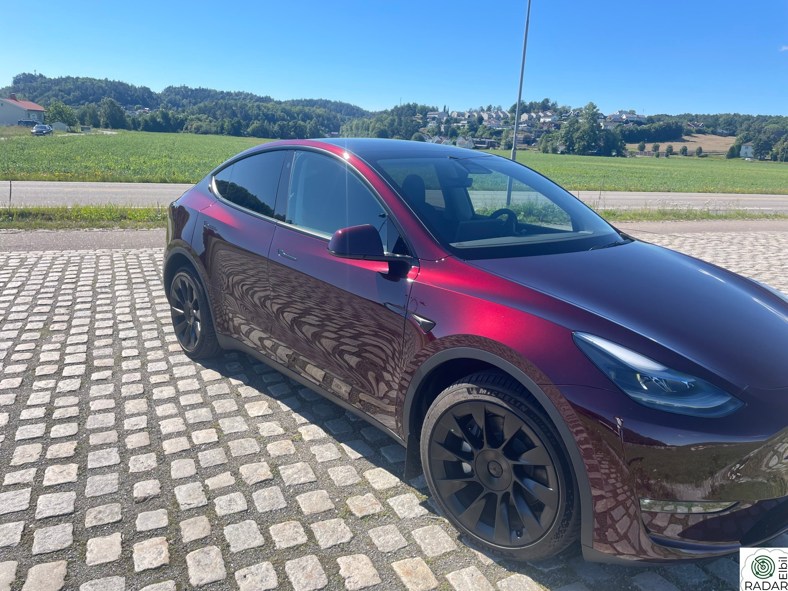 TESLA Model Y Long Range AWD