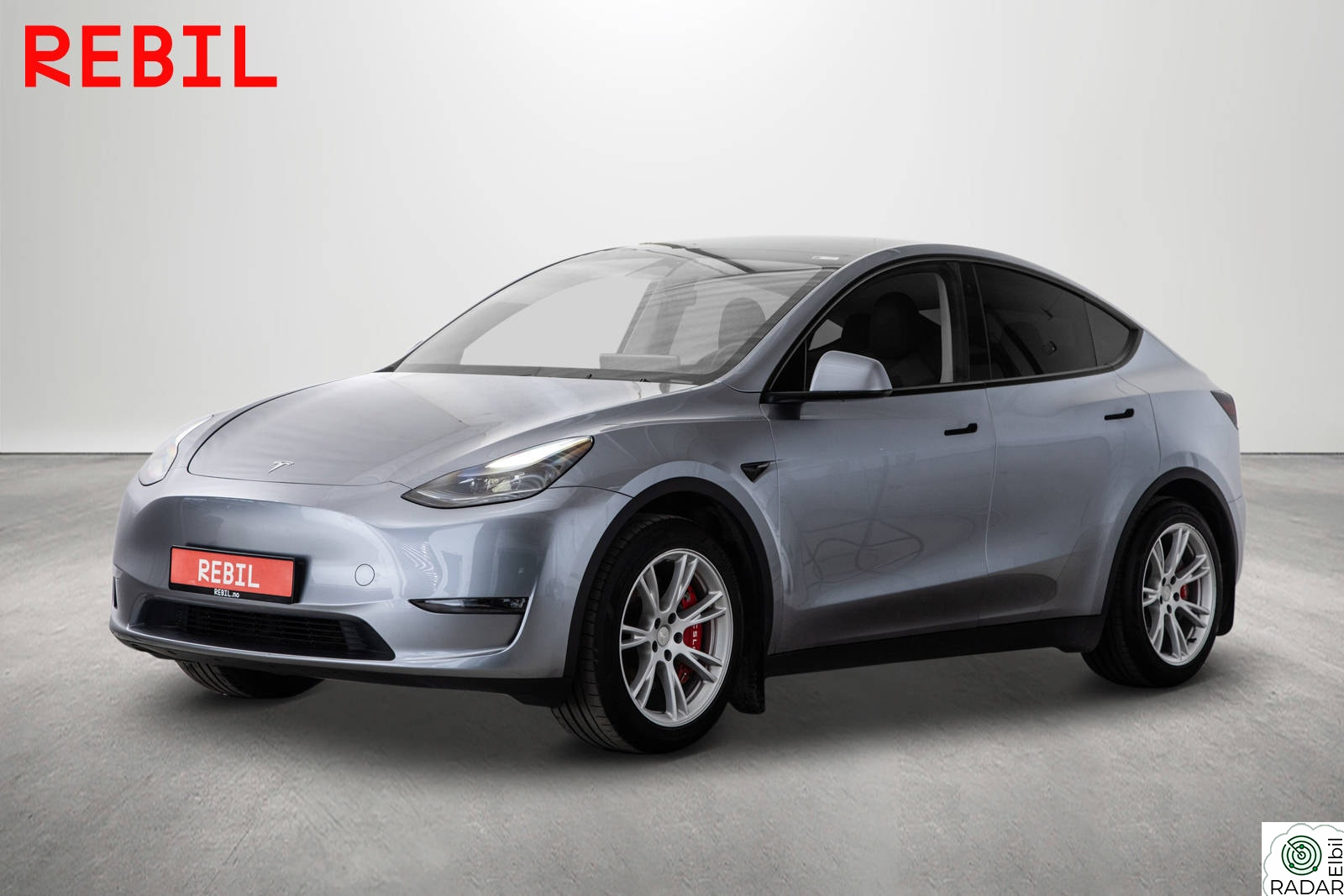 TESLA Model Y Long Range/Autopilot/V.Pumpe/Hengerfeste