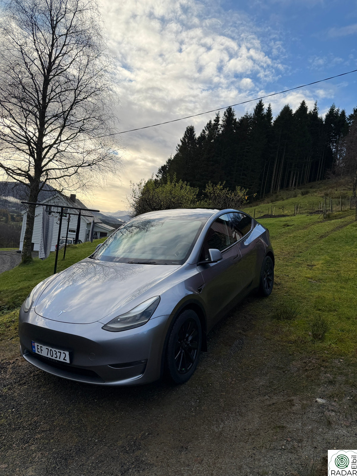 TESLA Model Y Long Range AWD