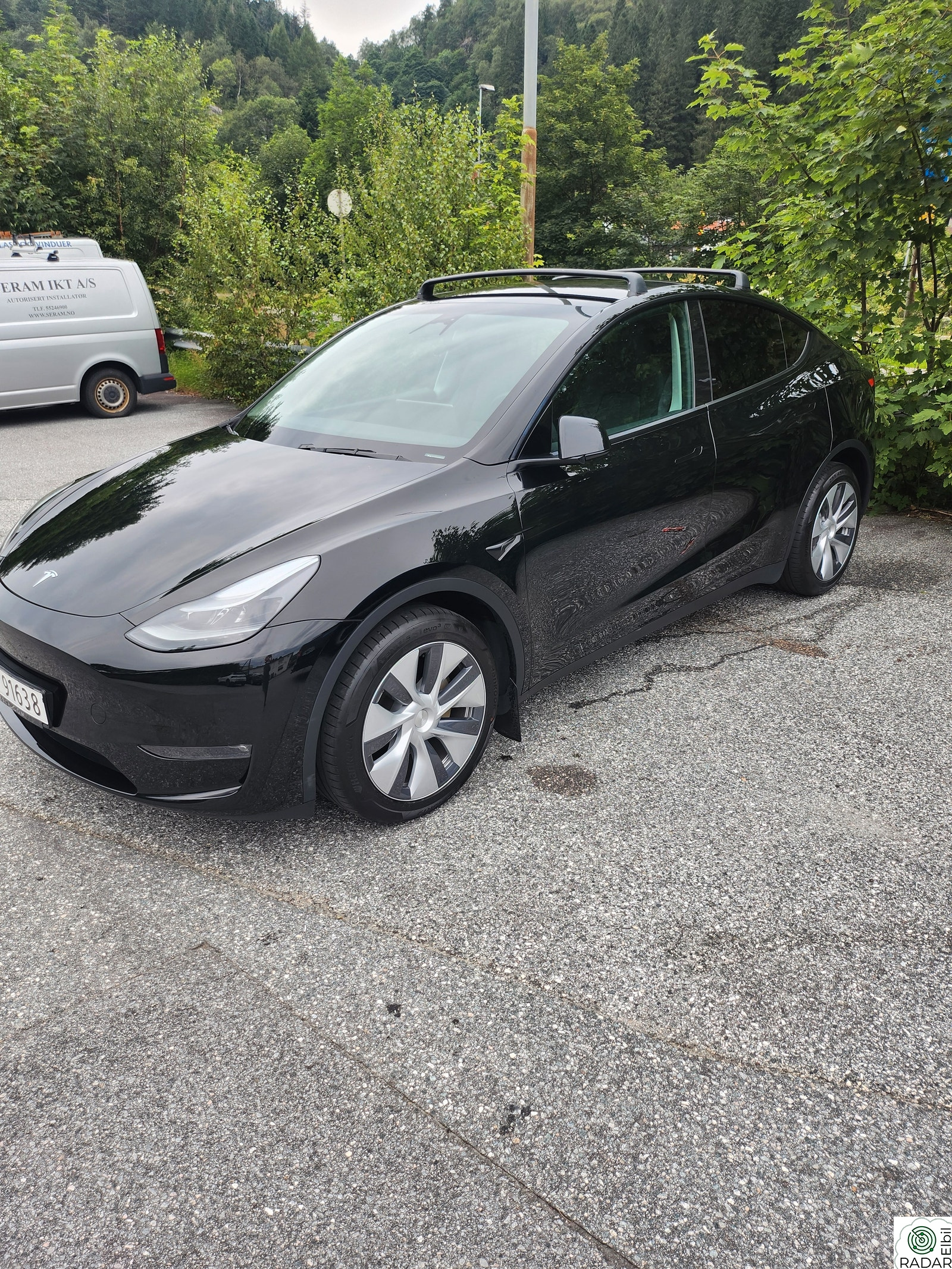 TESLA Model Y Long Range AWD