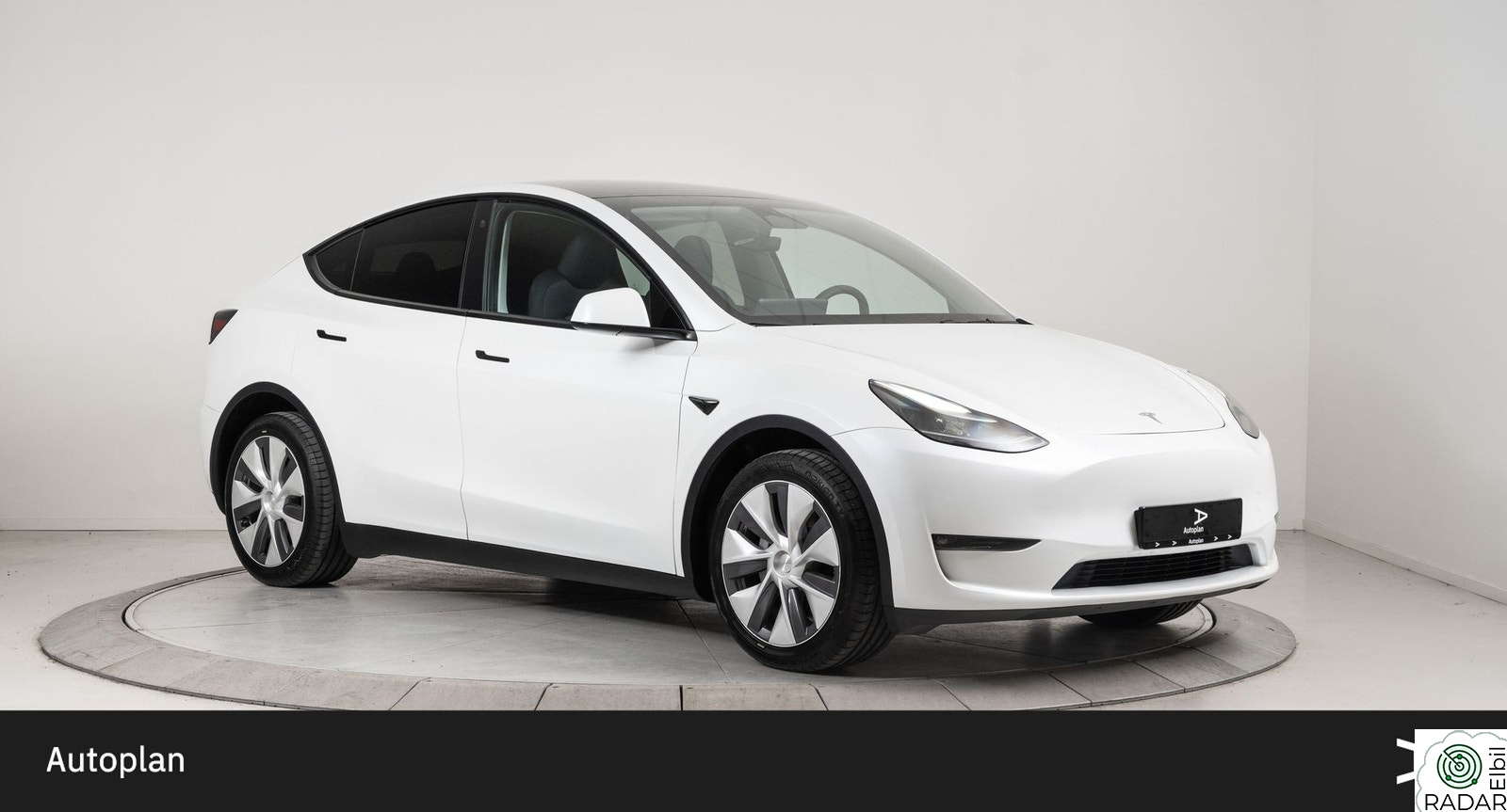 TESLA Model Y Long Range AWD | Autopilot/Krok/Varmepumpe/Ryzen