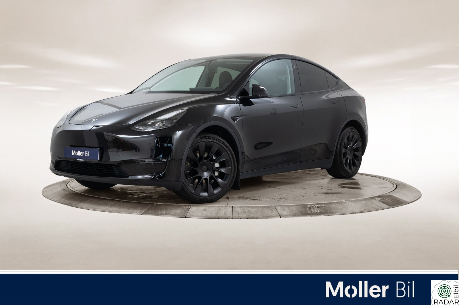 TESLA Model Y Long Range AWD - Pano, R.Kam, Keyless, Krok