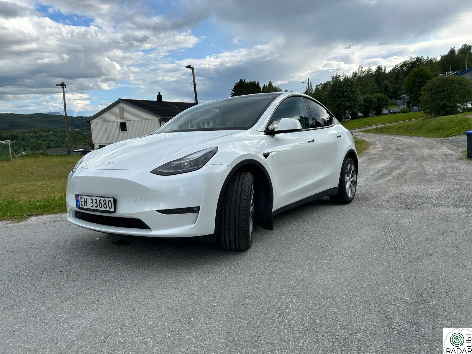 TESLA Model Y Long Range AWD
