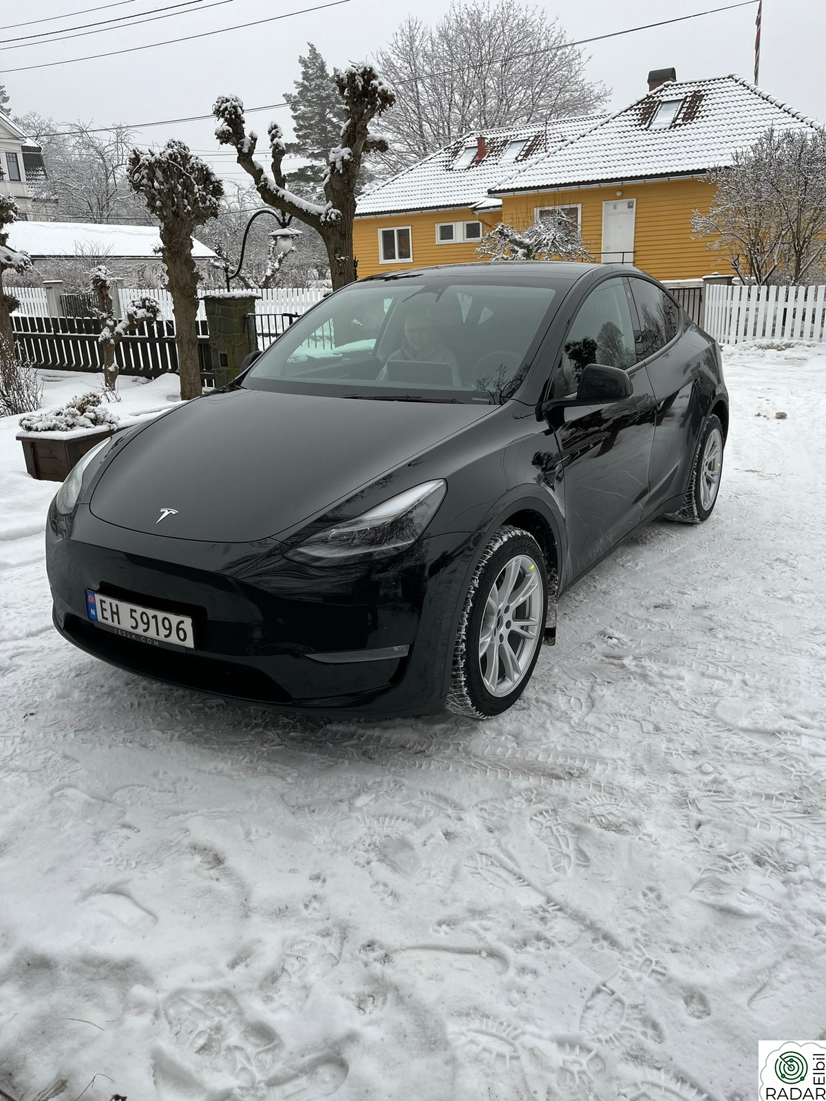TESLA Model Y Long Range AWD