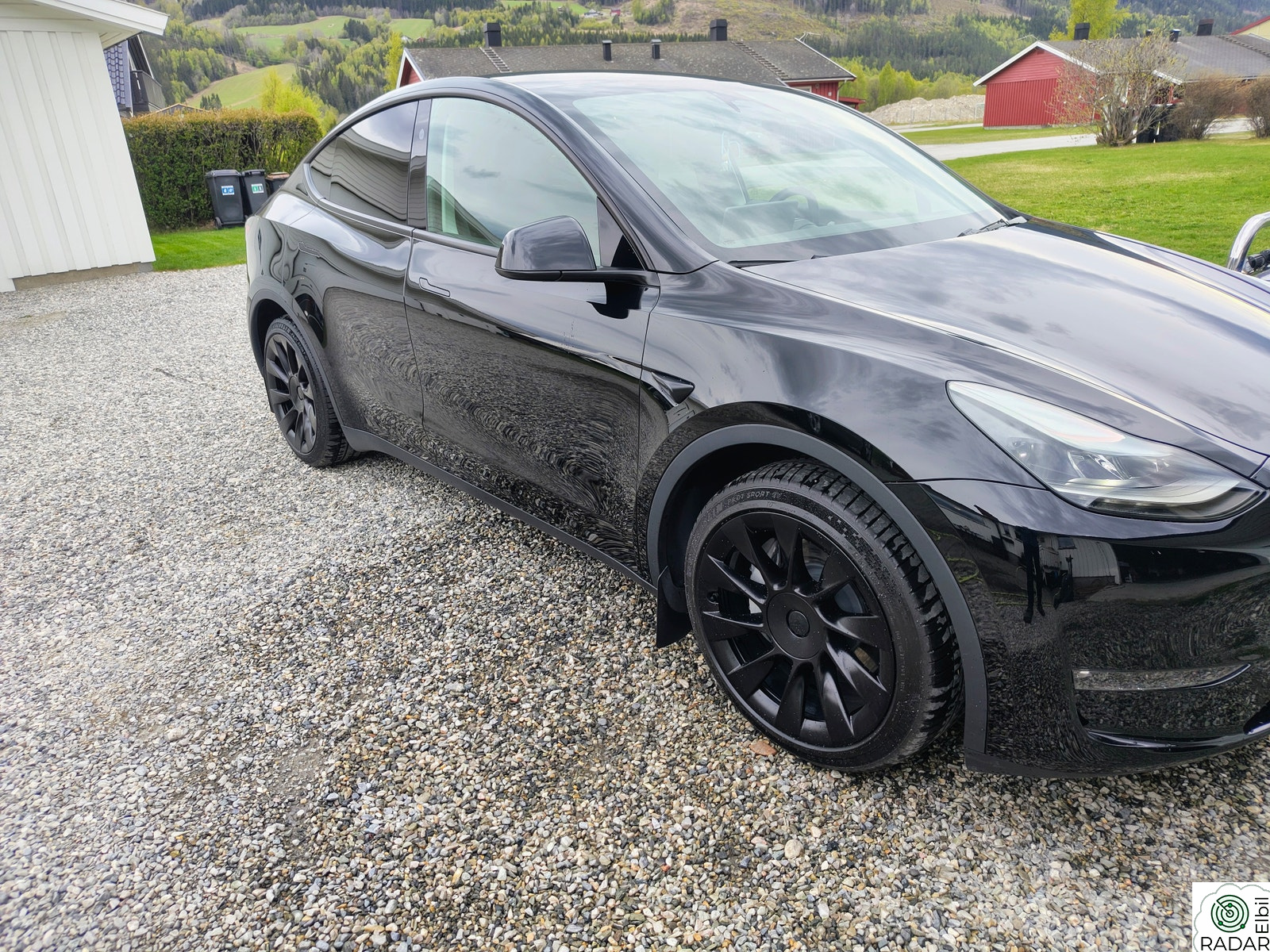 TESLA Model Y Long Range AWD
