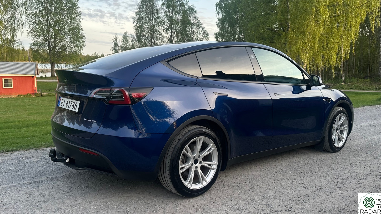 TESLA Model Y Long Range AWD
