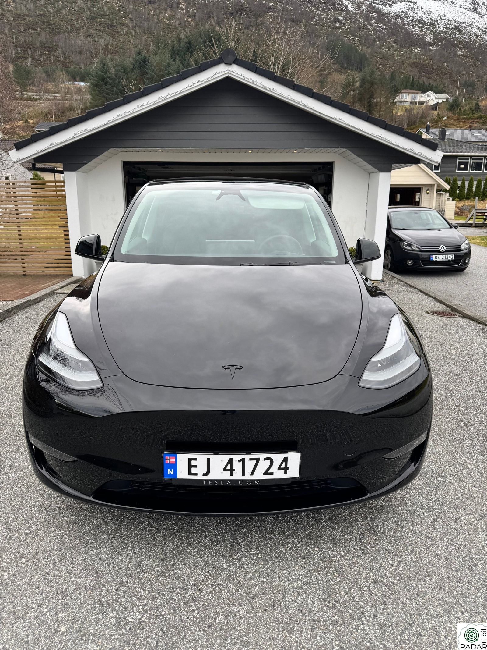 TESLA Model Y Long Range AWD