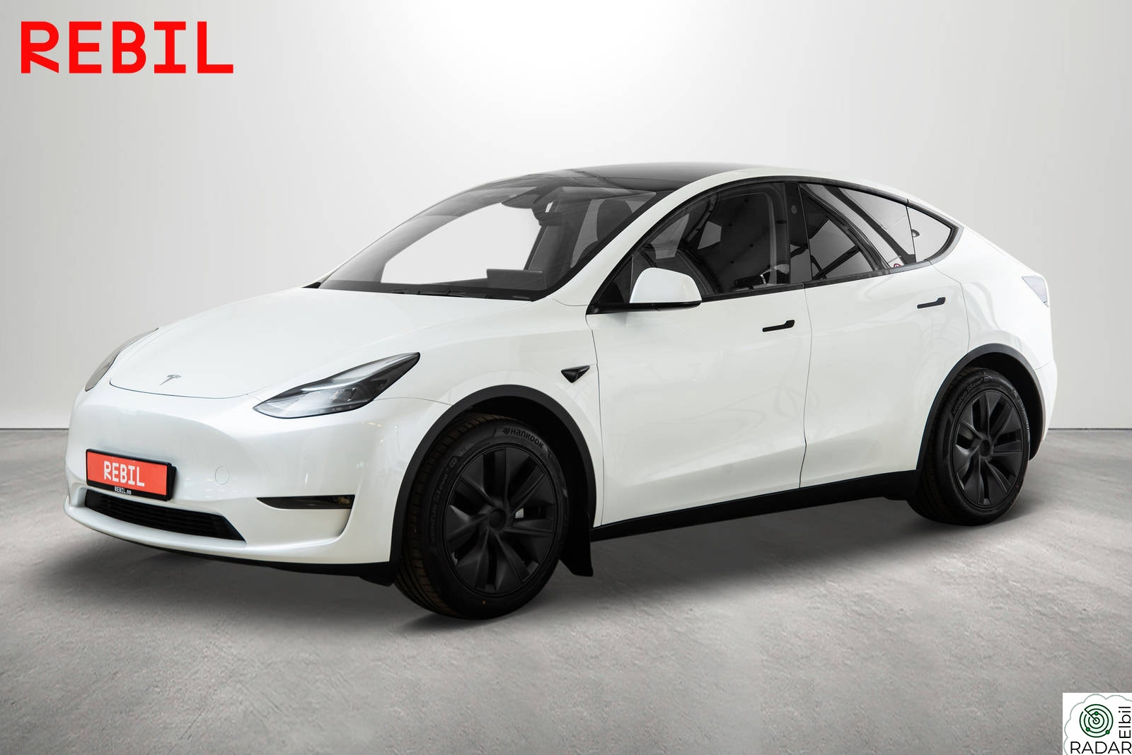 TESLA Model Y 533km(WLTP)/LR/AWD/Ryzen/Krok/Navi/R.kam/Pano/AP/V.pump