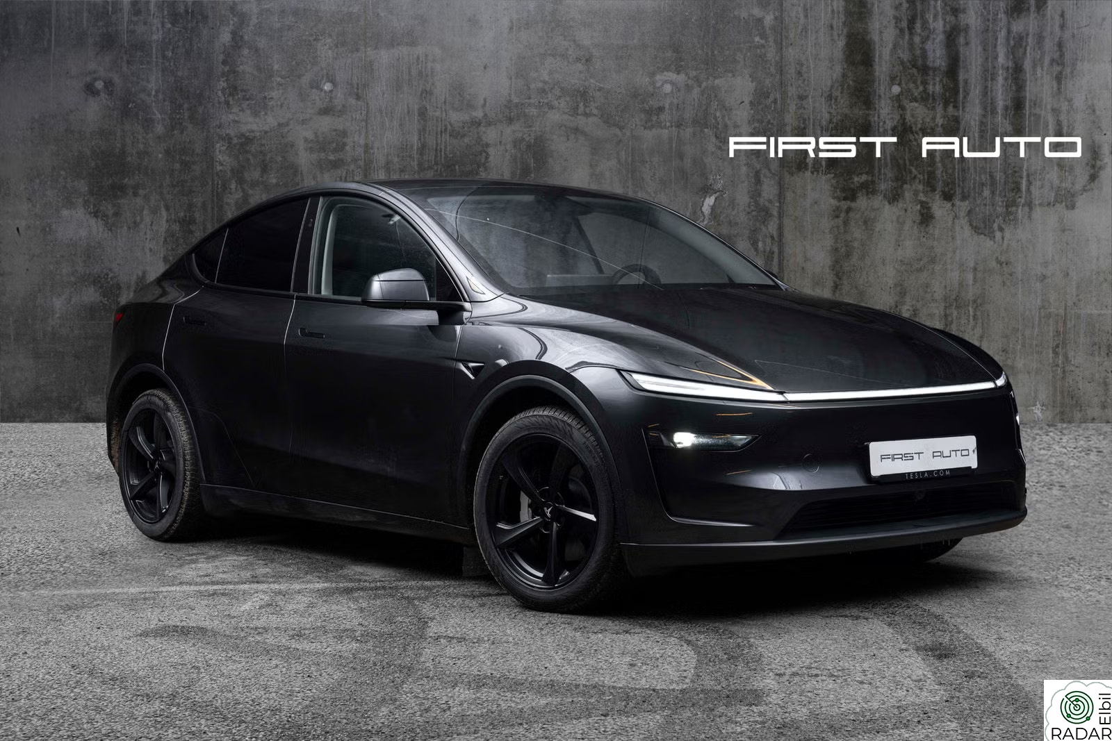TESLA Model Y LR AWD JUNIPER KROK PREMIUM AP KR 6.200,-/MND