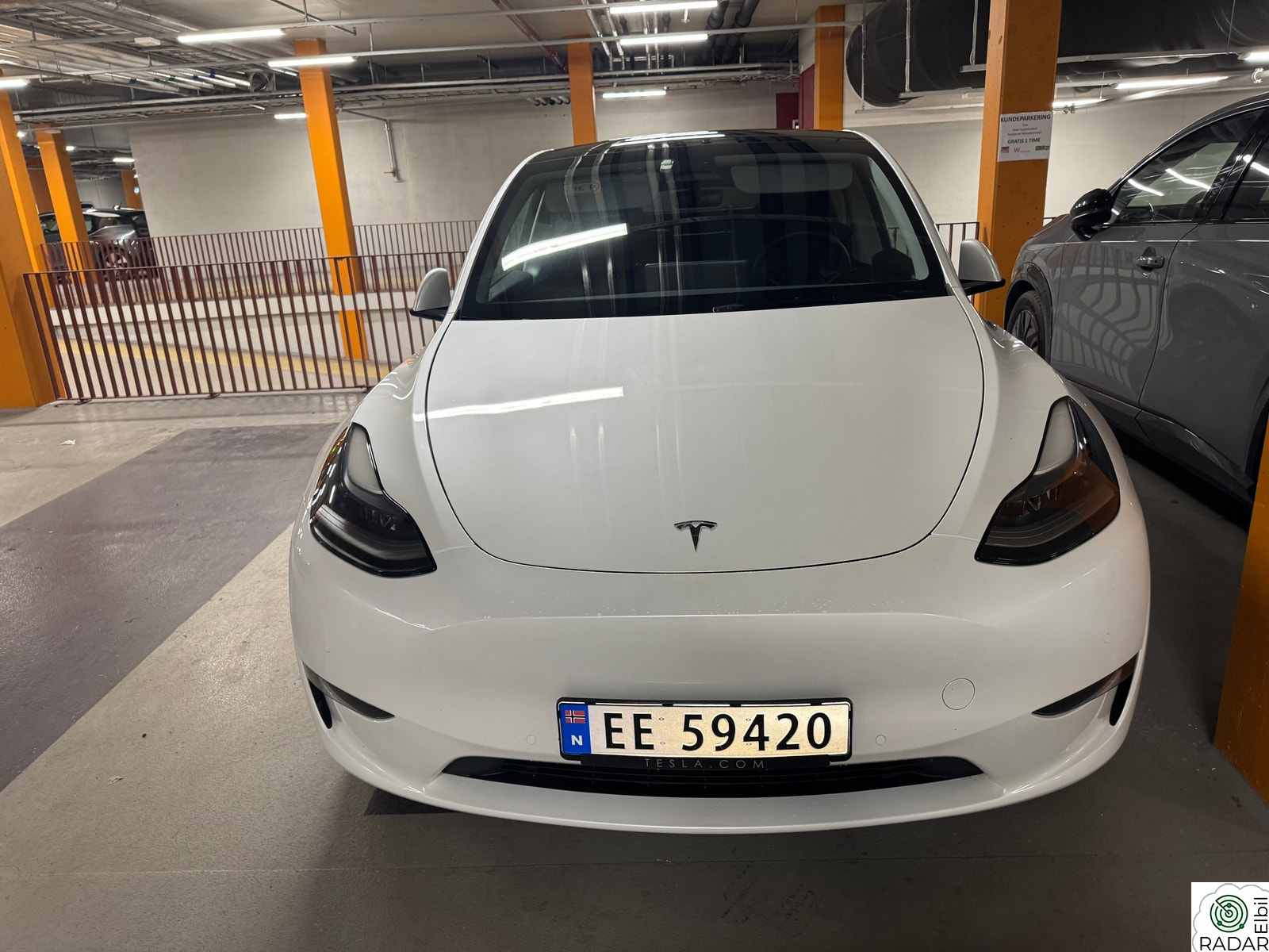 TESLA Model Y Performance AWD