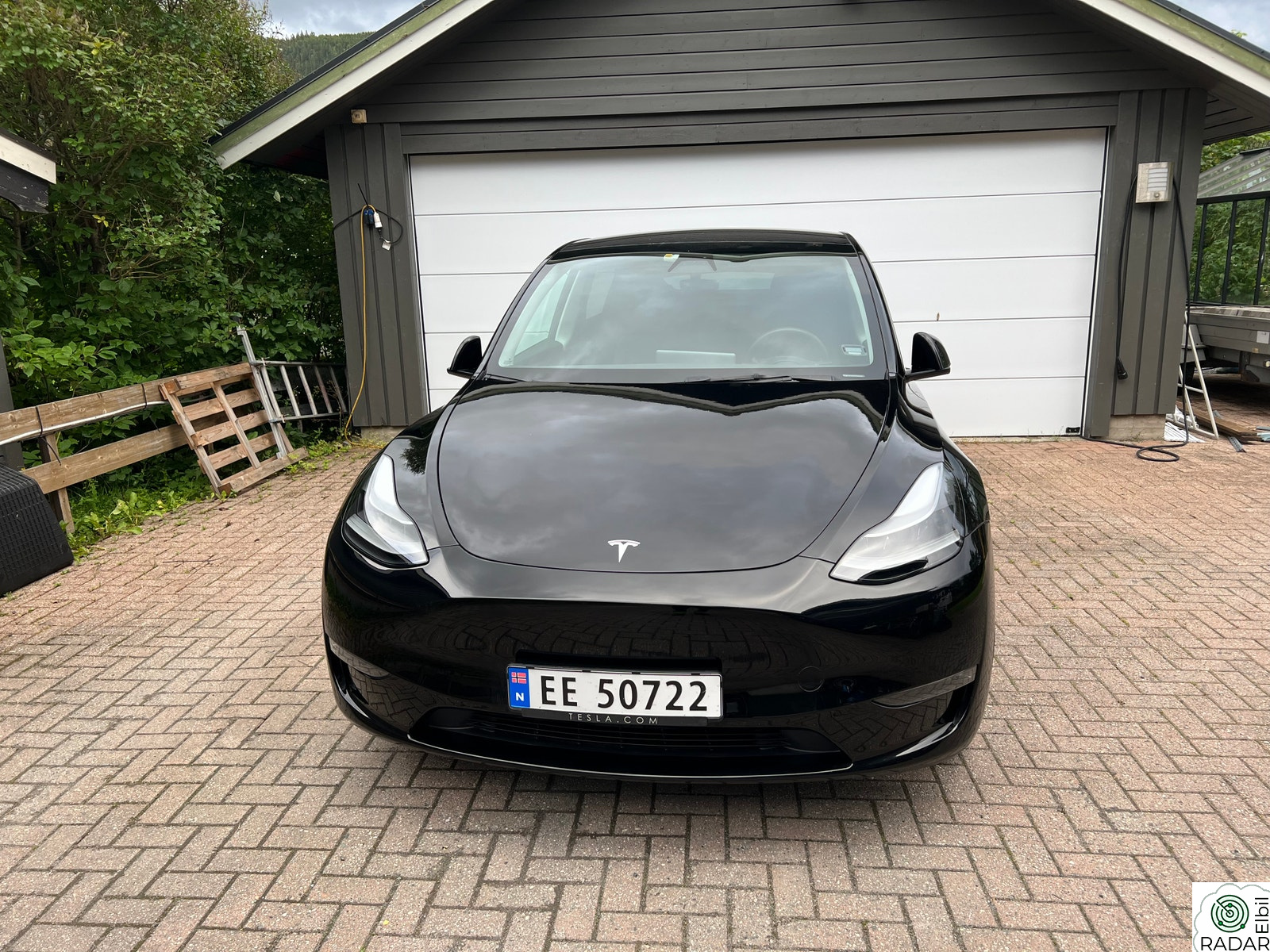 TESLA Model Y Performance AWD