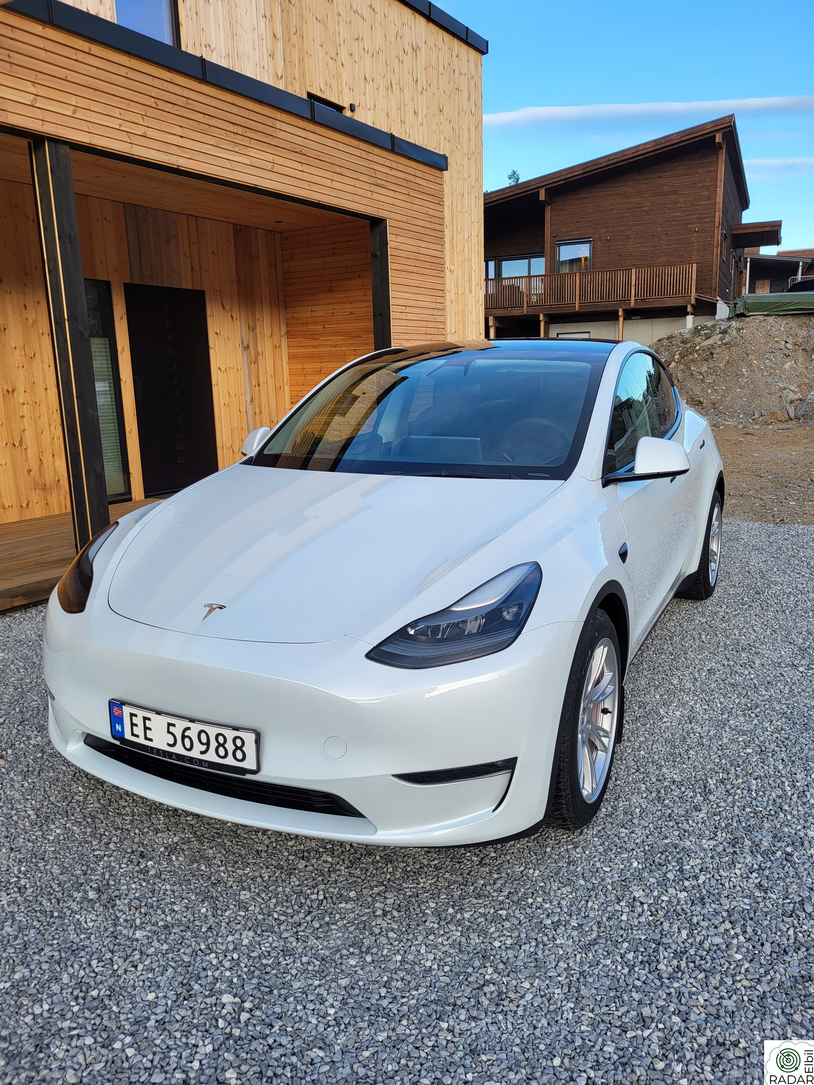 TESLA Model Y Performance AWD, lav km