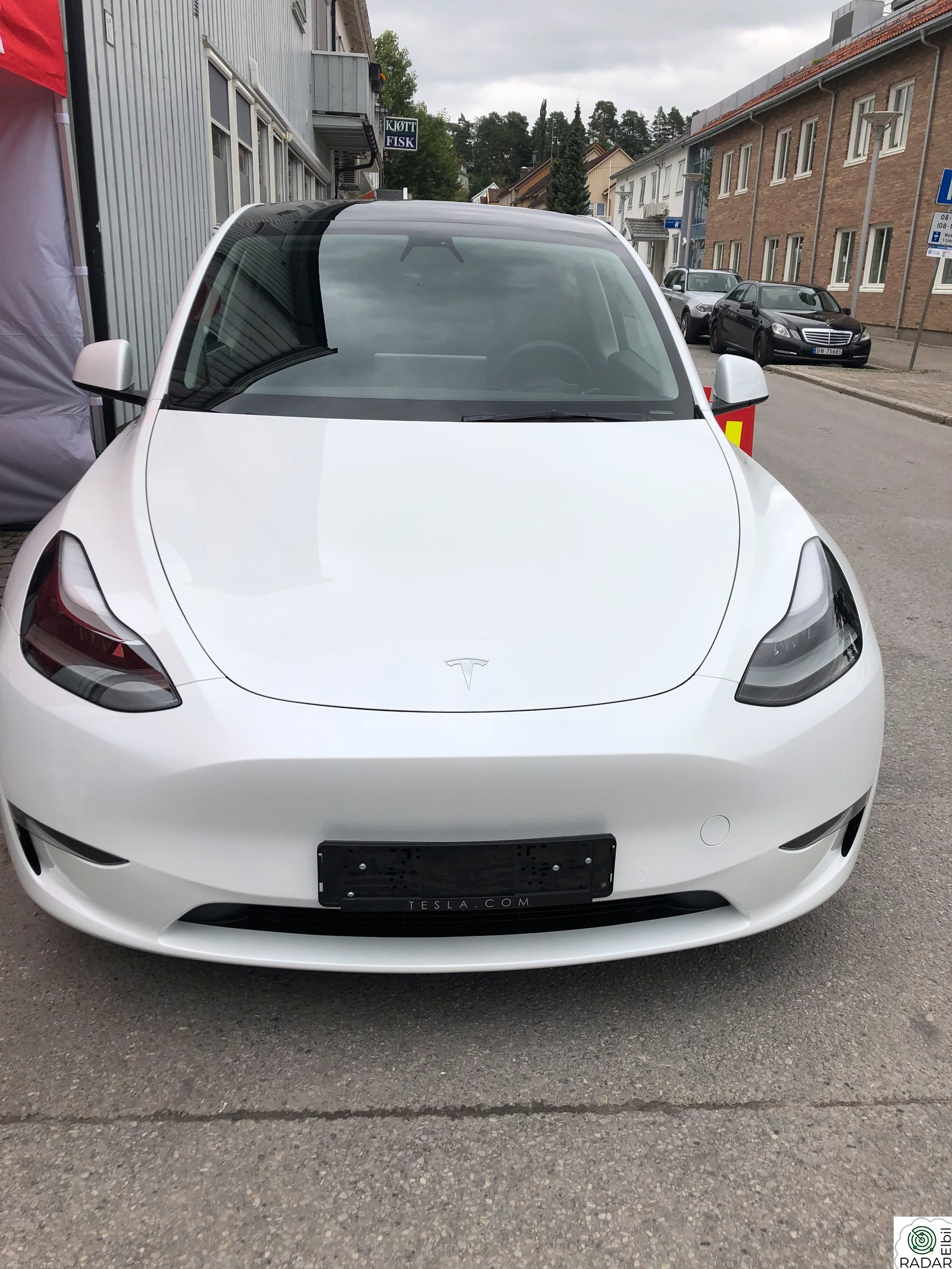 TESLA Model Y Performance AWD