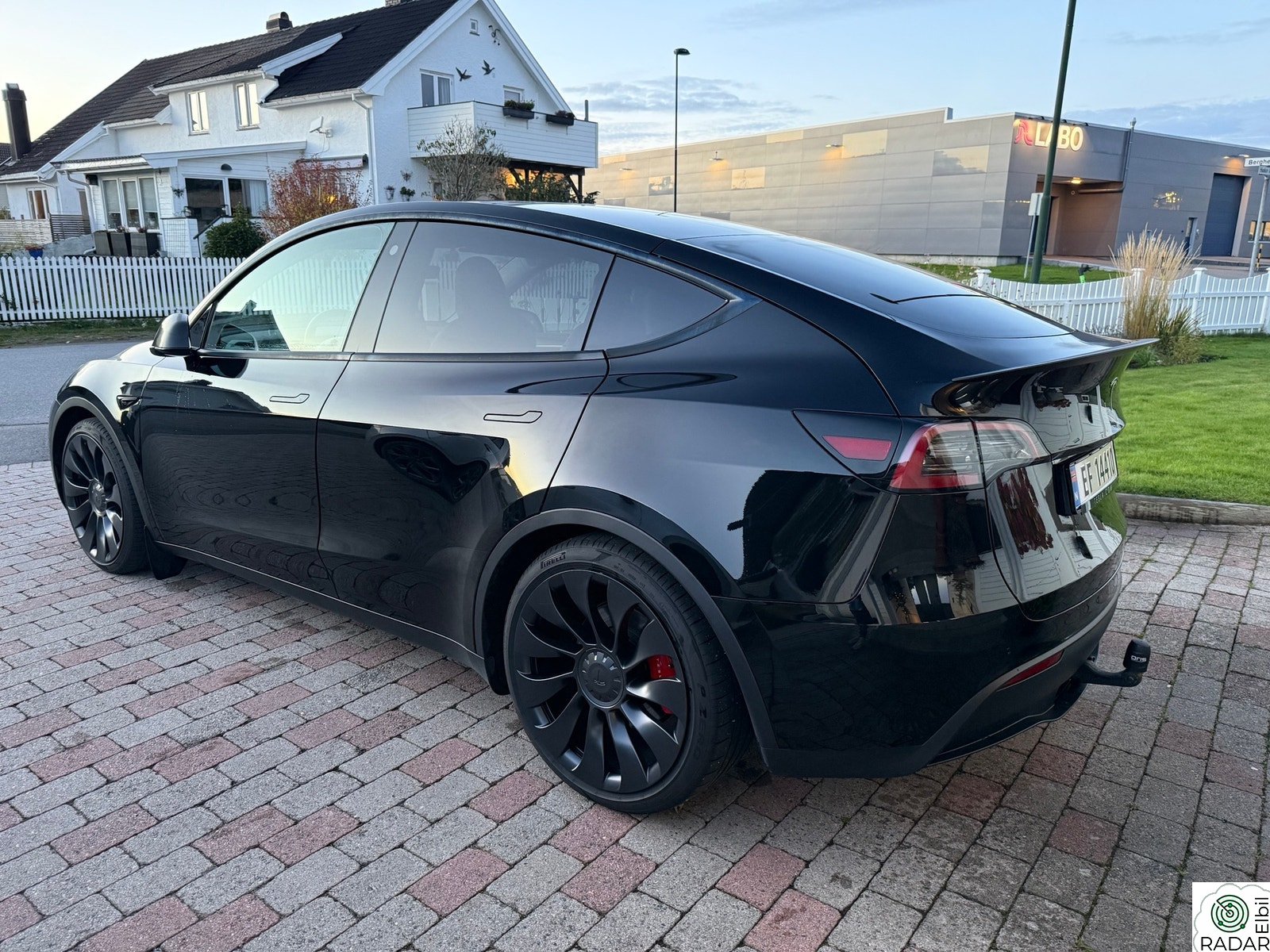 TESLA Model Y Performance AWD