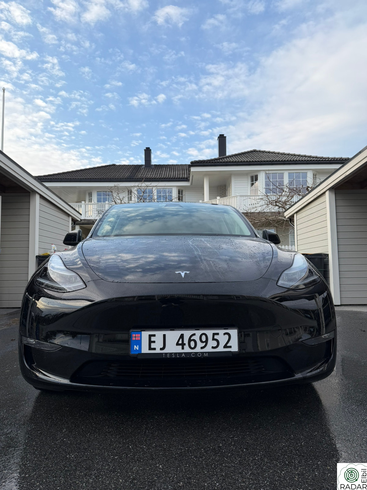 TESLA Model Y Performance Awd