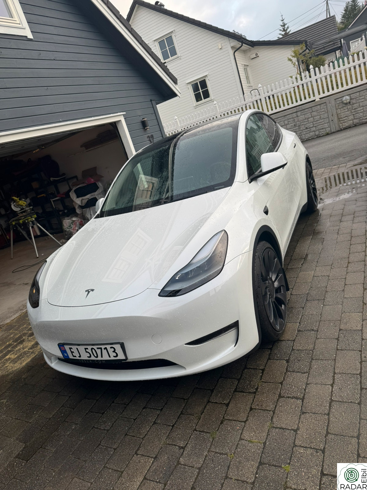 TESLA Model Y Performance AWD