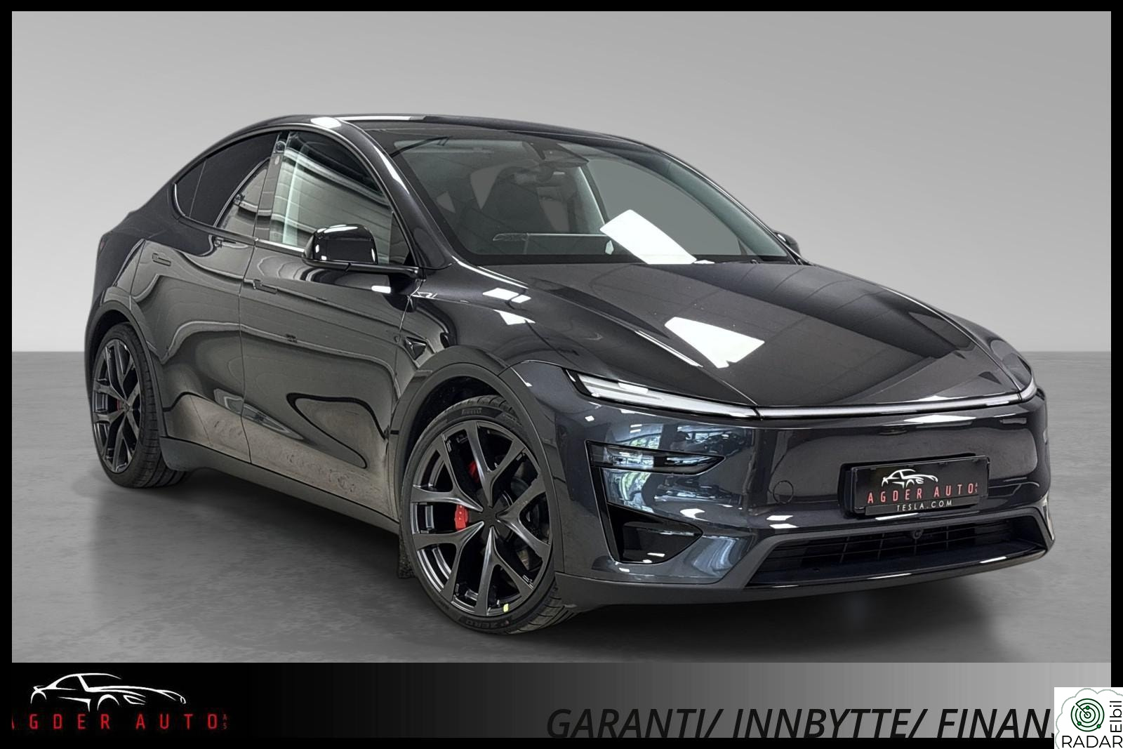 TESLA Model Y Performance AWD Skinn/Autopilot/Pano/ACC/Krok/2x21"