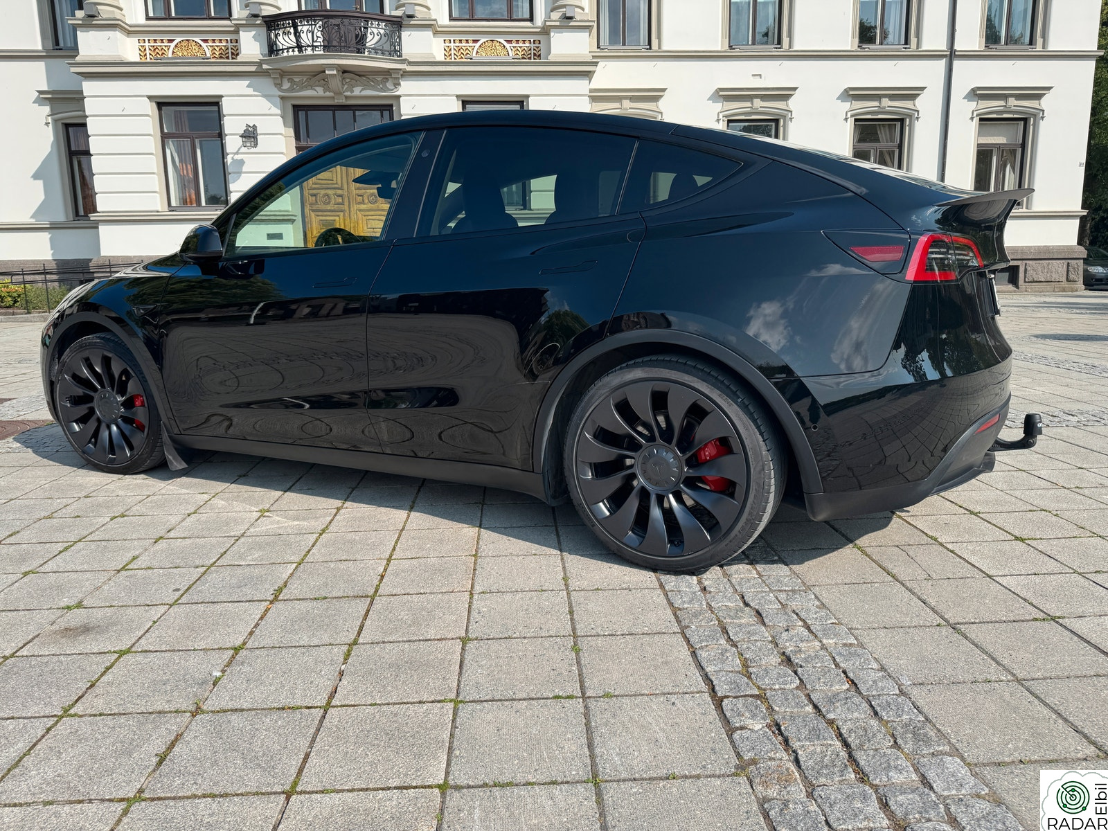 TESLA Model Y Performance AWD