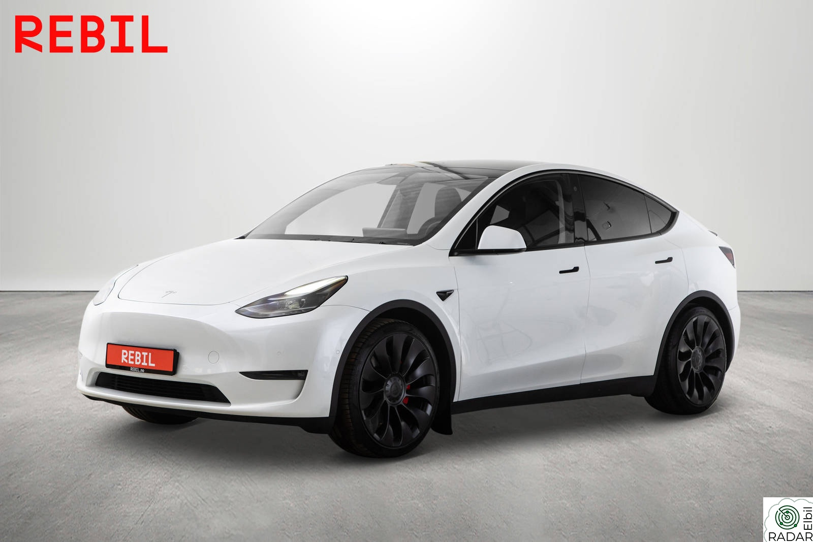 TESLA Model Y 514km/Performance/AWD/Krok/MCU3/AP/Navi/R.kamera/Pano/