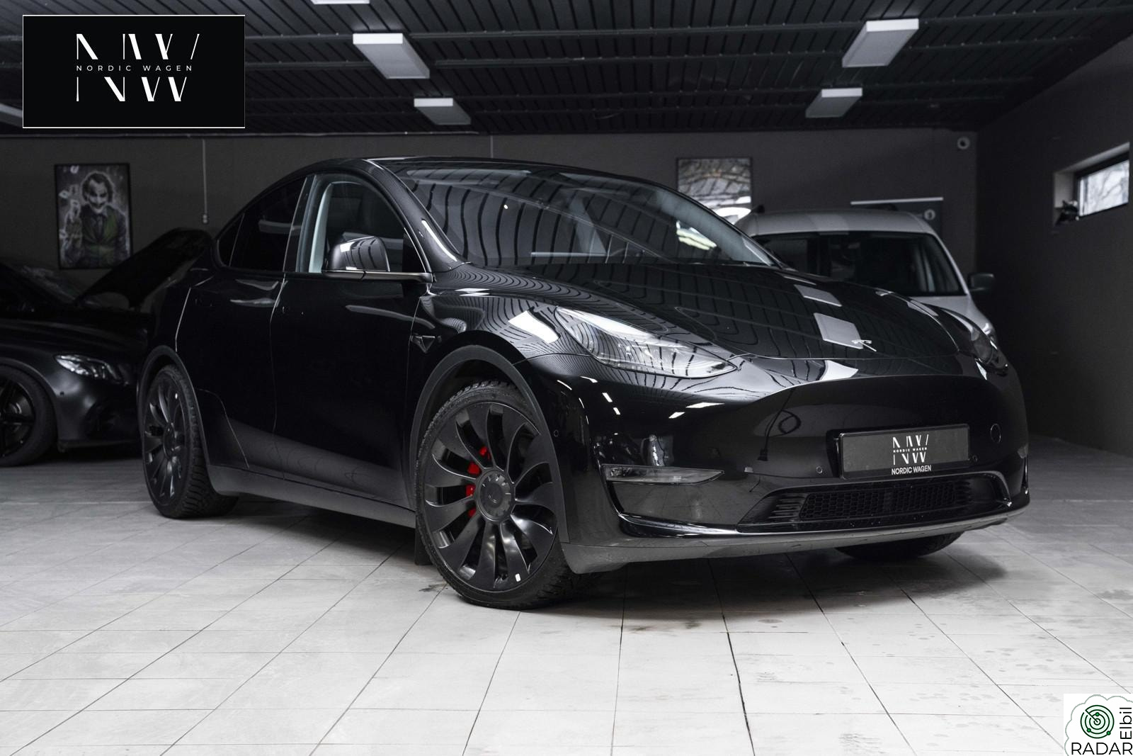 TESLA Model Y AWD Performance Autopilot Varmepumpe Krok 1-eier LAV.KM