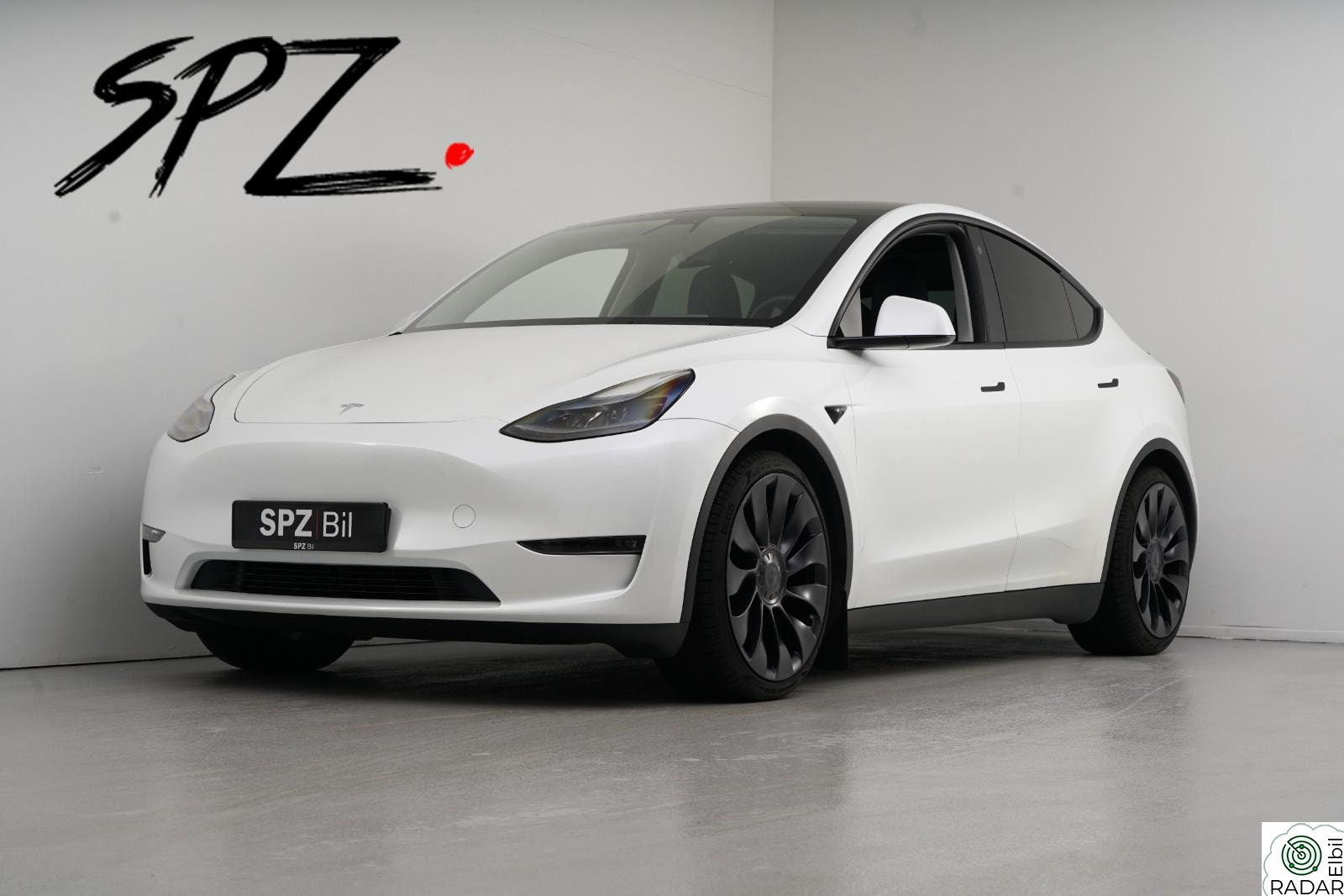 TESLA Model Y PERFORMANCE AWD KROK AP PREMIUM LYD SKINN PANO V PUMPE