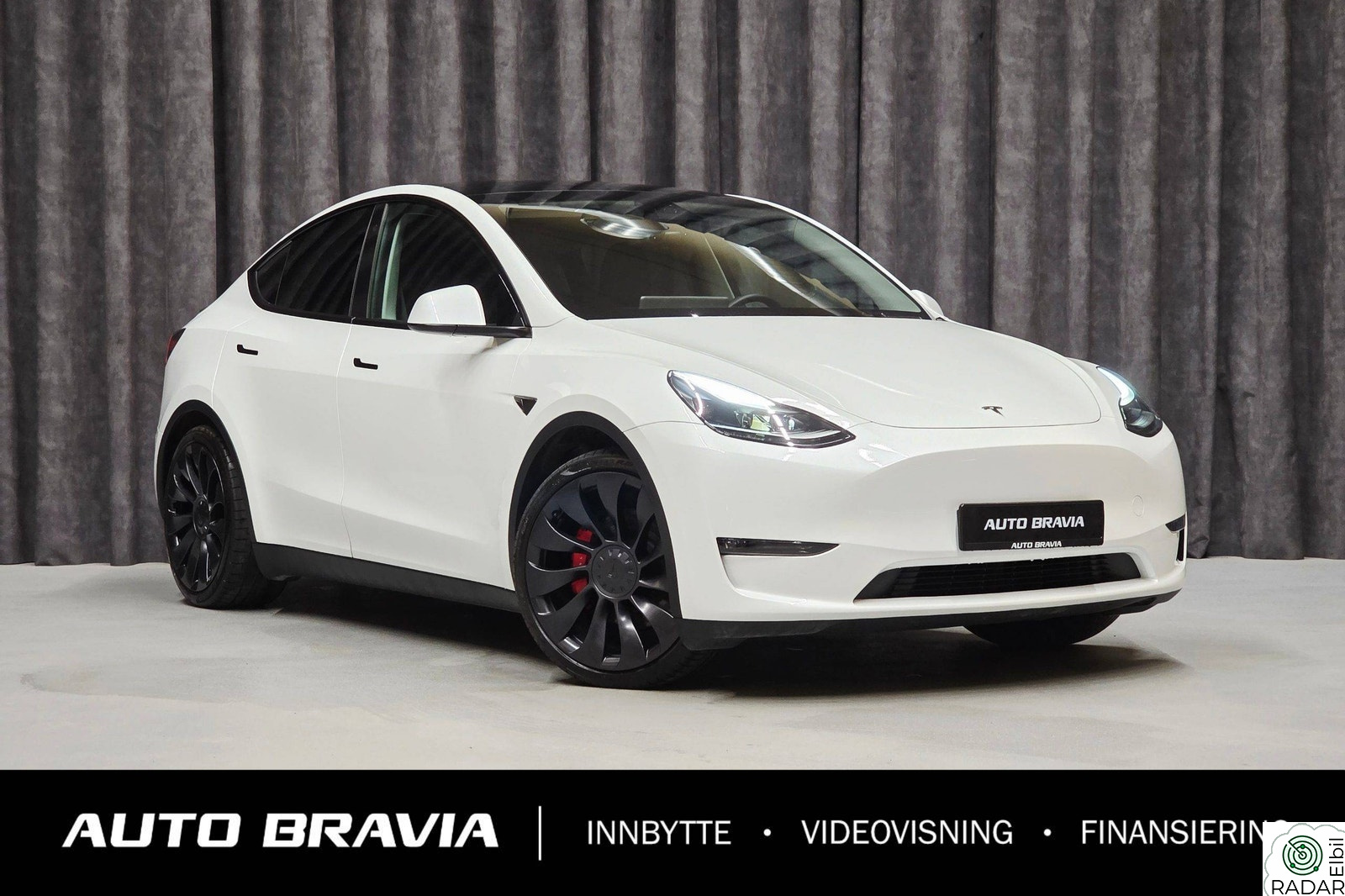 TESLA Model Y PERFORMANCE/535HK/DUAL MOTOR/KROK/514KM/AP/MATRIX/AMD++