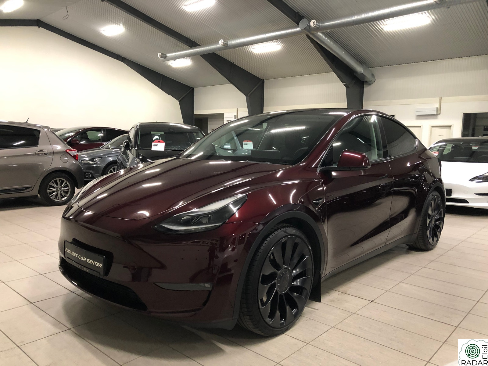 TESLA Model Y PERFORMANCE,SKINN,PREMIUM,360,RYZEN,KROK, 21’" ÜBER