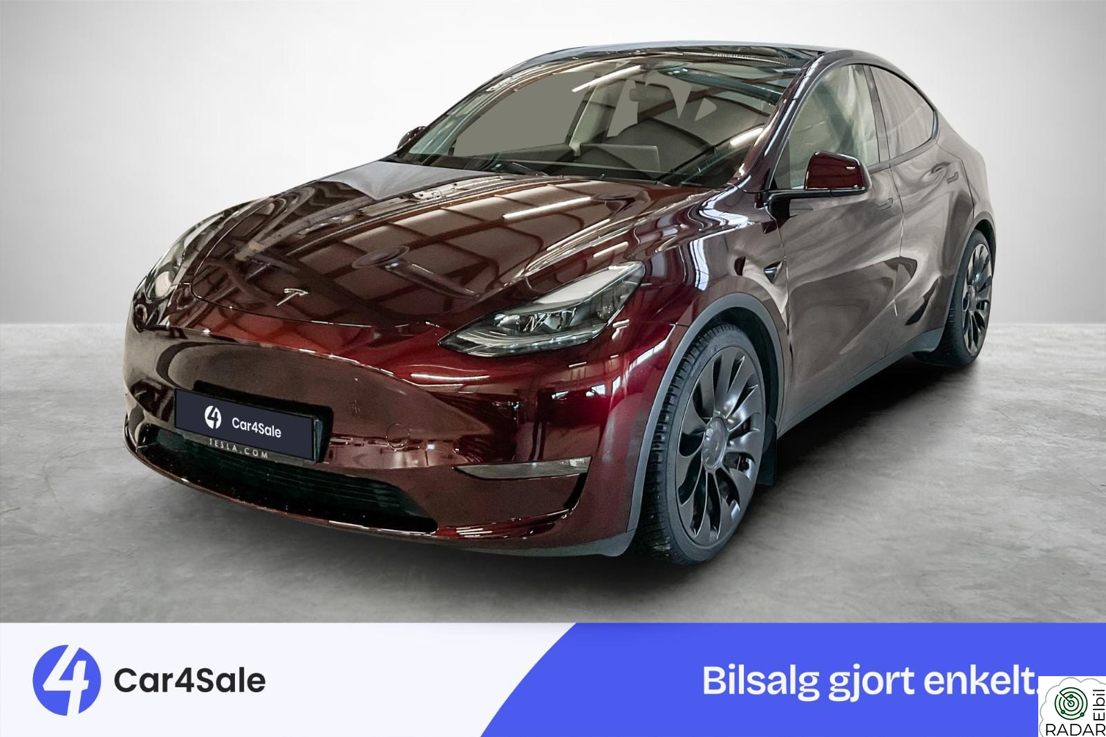 TESLA Model Y Performance AWD 514km / Cherry Red / AP / Krok / S+V+++