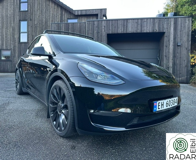 TESLA Model Y Performance AWD