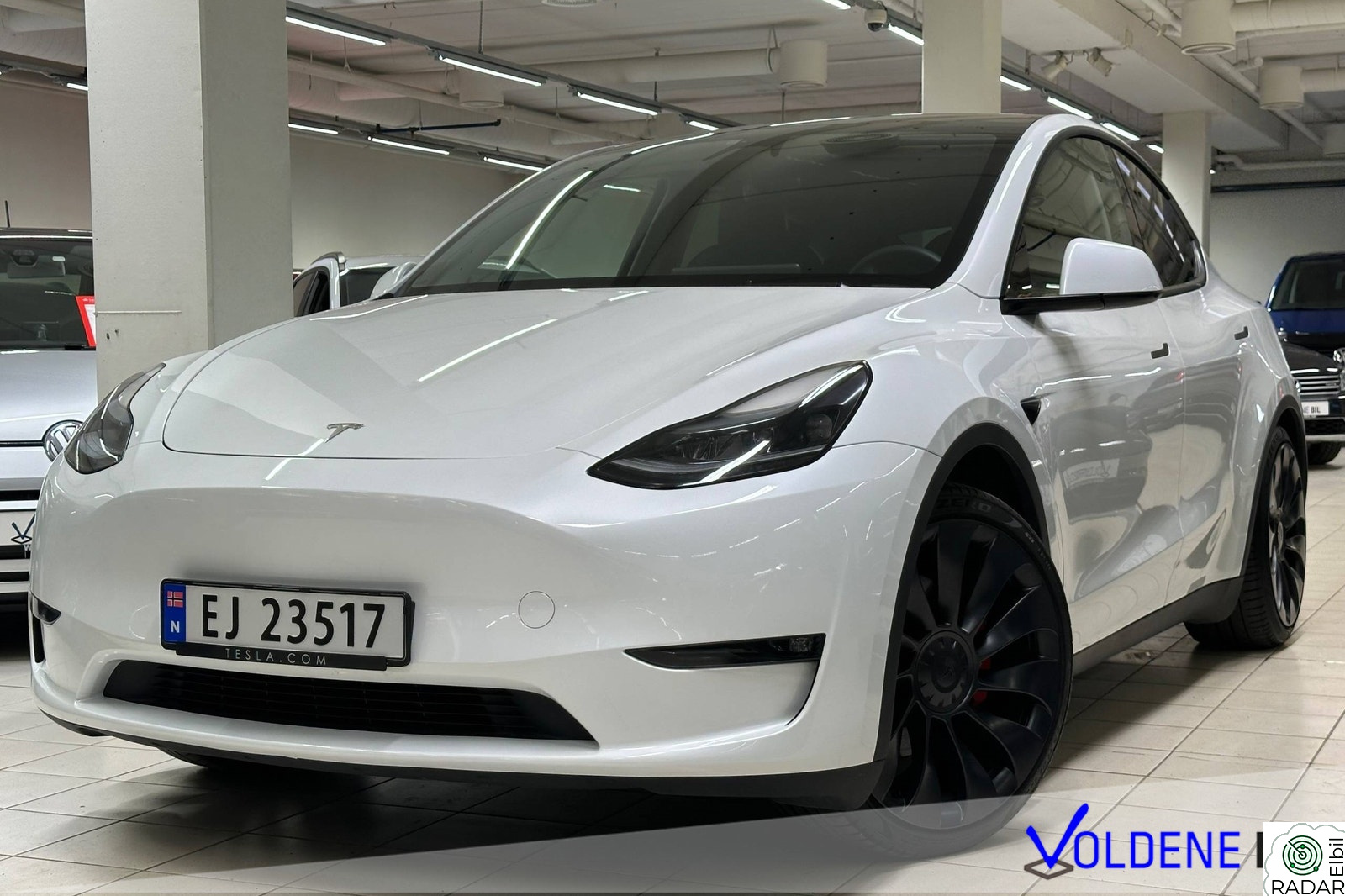 TESLA Model Y Perfomance | Premium | 4WD | AP4 | 1 Eier | Krok +++